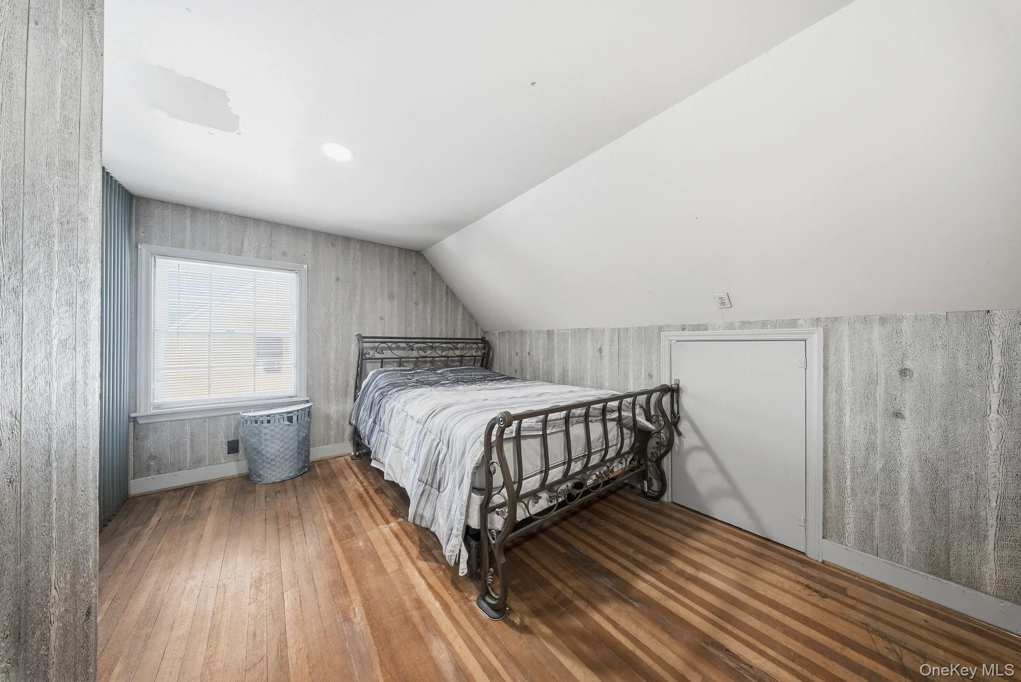 48-50 Mountain Avenue, Middletown, NY, 3 Bedrooms Bedrooms, 7 Rooms Rooms,1 BathroomBathrooms,Residential,For Rent,Mountain,0,1025851 48-50 Mountain Avenue, Middletown, NY, 3 Bedrooms Bedrooms, 7 Rooms Rooms,1 BathroomBathrooms,Residential,For Rent,Mountain,0,1025851