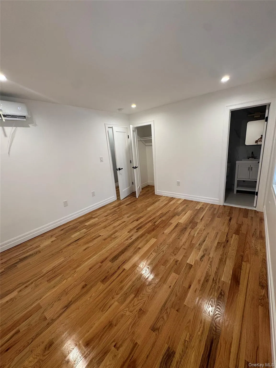 14590 226th Street, New York, NY, 3 Bedrooms Bedrooms, 8 Rooms Rooms,2 BathroomsBathrooms,Residential Lease,For Rent,226th,0,1025860 14590 226th Street, New York, NY, 3 Bedrooms Bedrooms, 8 Rooms Rooms,2 BathroomsBathrooms,Residential Lease,For Rent,226th,0,1025860
