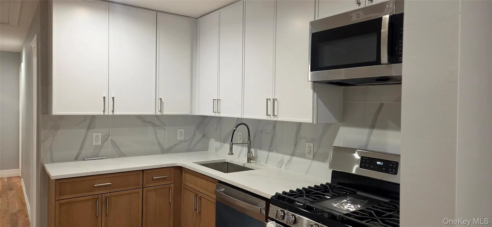 14590 226th Street, New York, NY, 3 Bedrooms Bedrooms, 8 Rooms Rooms,2 BathroomsBathrooms,Residential Lease,For Rent,226th,0,1025860 14590 226th Street, New York, NY, 3 Bedrooms Bedrooms, 8 Rooms Rooms,2 BathroomsBathrooms,Residential Lease,For Rent,226th,0,1025860
