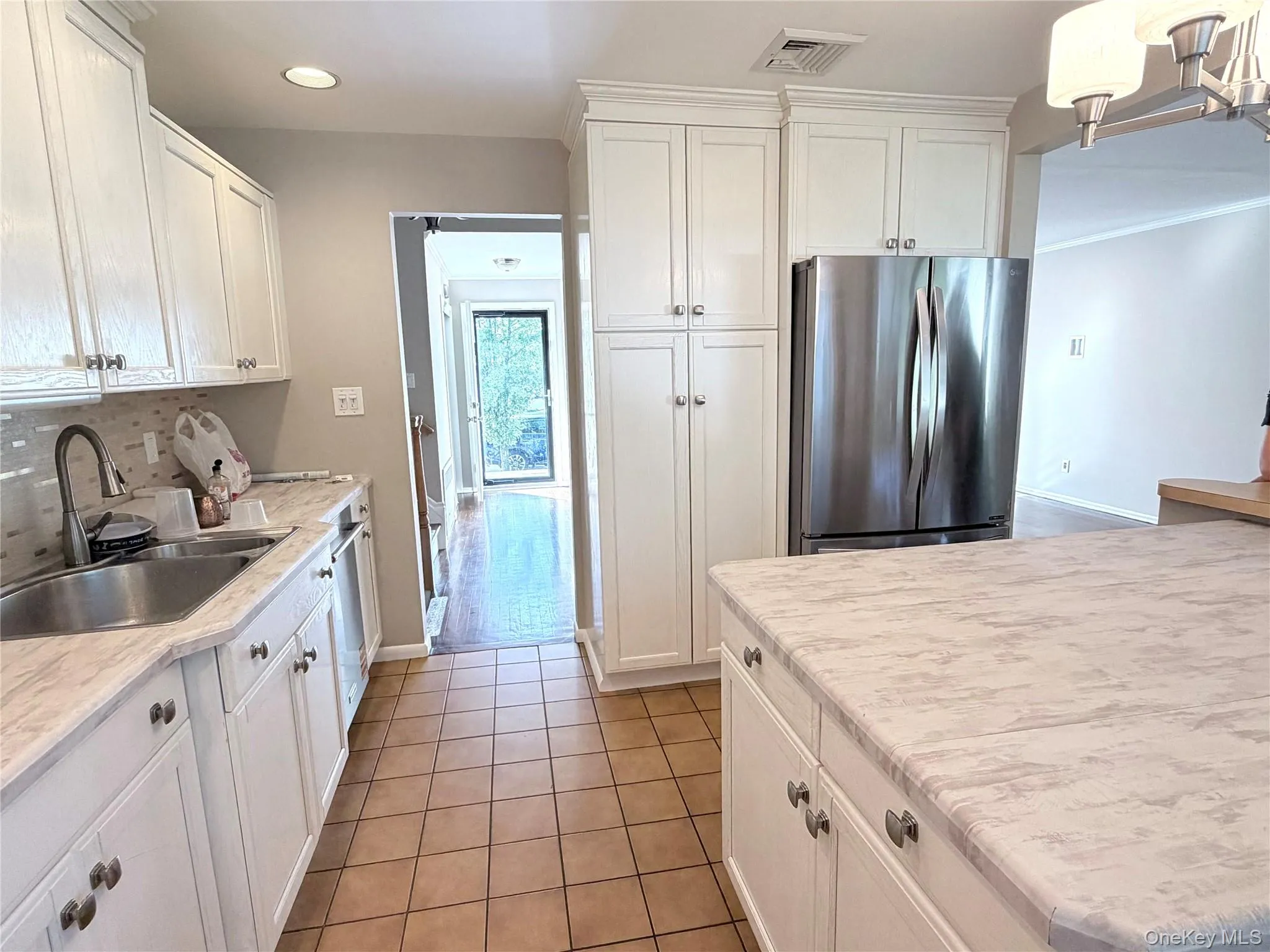 96 Phipps Lane, Oyster Bay, NY, 4 Bedrooms Bedrooms, 8 Rooms Rooms,2 BathroomsBathrooms,Residential Lease,For Rent,Phipps,0,1025863 96 Phipps Lane, Oyster Bay, NY, 4 Bedrooms Bedrooms, 8 Rooms Rooms,2 BathroomsBathrooms,Residential Lease,For Rent,Phipps,0,1025863