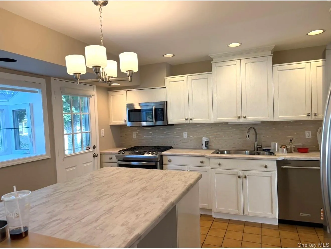 96 Phipps Lane, Oyster Bay, NY, 4 Bedrooms Bedrooms, 8 Rooms Rooms,2 BathroomsBathrooms,Residential Lease,For Rent,Phipps,0,1025863 96 Phipps Lane, Oyster Bay, NY, 4 Bedrooms Bedrooms, 8 Rooms Rooms,2 BathroomsBathrooms,Residential Lease,For Rent,Phipps,0,1025863