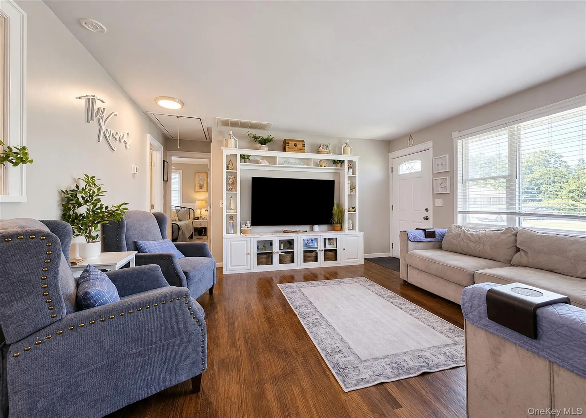 8 Harrison Street, Brookhaven, NY, 3 Bedrooms Bedrooms, 5 Rooms Rooms,1 BathroomBathrooms,Residential,For Rent,Harrison,0,1025868 8 Harrison Street, Brookhaven, NY, 3 Bedrooms Bedrooms, 5 Rooms Rooms,1 BathroomBathrooms,Residential,For Rent,Harrison,0,1025868
