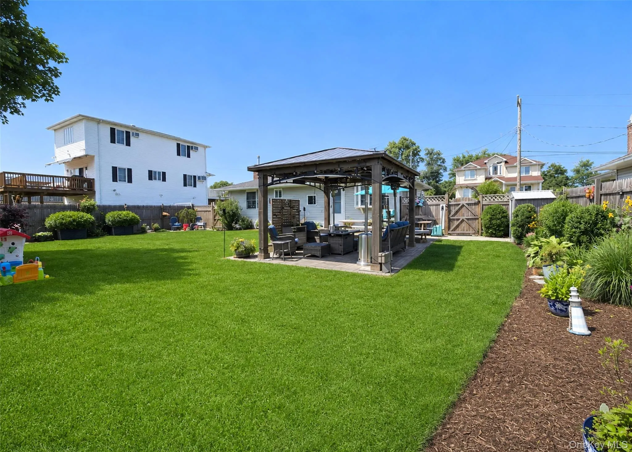 8 Harrison Street, Brookhaven, NY, 3 Bedrooms Bedrooms, 5 Rooms Rooms,1 BathroomBathrooms,Residential,For Rent,Harrison,0,1025868 8 Harrison Street, Brookhaven, NY, 3 Bedrooms Bedrooms, 5 Rooms Rooms,1 BathroomBathrooms,Residential,For Rent,Harrison,0,1025868