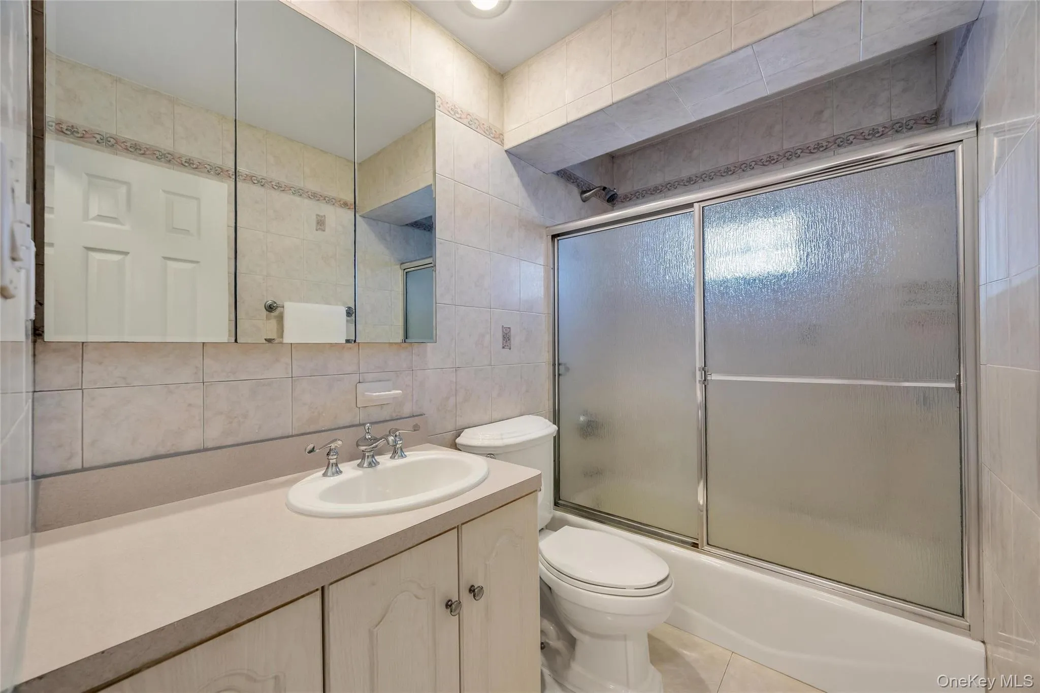 42 Crescent Street, Oyster Bay, NY, 3 Bedrooms Bedrooms, 8 Rooms Rooms,2 BathroomsBathrooms,Residential,For Rent,Crescent,0,1025874 42 Crescent Street, Oyster Bay, NY, 3 Bedrooms Bedrooms, 8 Rooms Rooms,2 BathroomsBathrooms,Residential,For Rent,Crescent,0,1025874