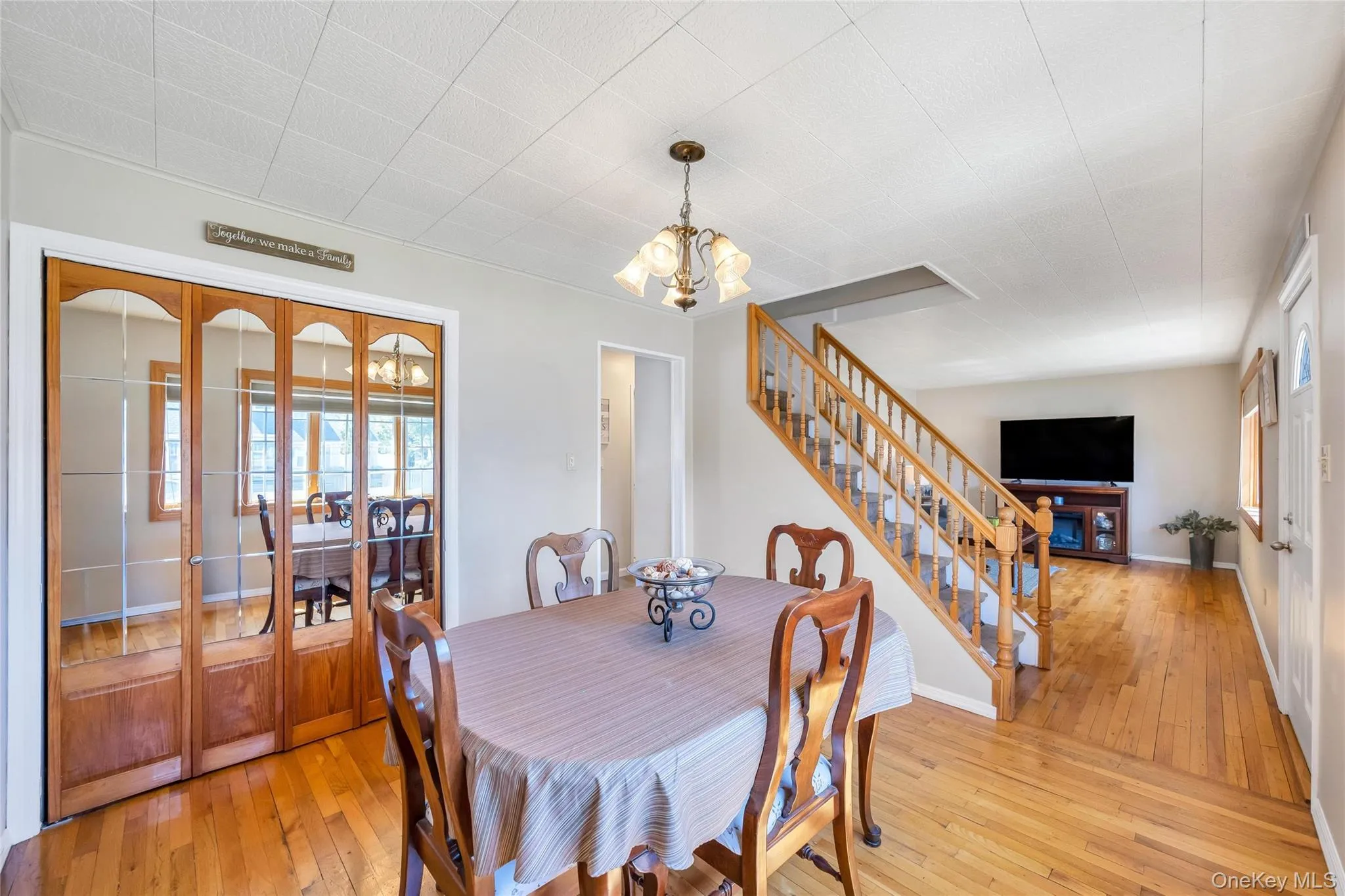 42 Crescent Street, Oyster Bay, NY, 3 Bedrooms Bedrooms, 8 Rooms Rooms,2 BathroomsBathrooms,Residential,For Rent,Crescent,0,1025874 42 Crescent Street, Oyster Bay, NY, 3 Bedrooms Bedrooms, 8 Rooms Rooms,2 BathroomsBathrooms,Residential,For Rent,Crescent,0,1025874