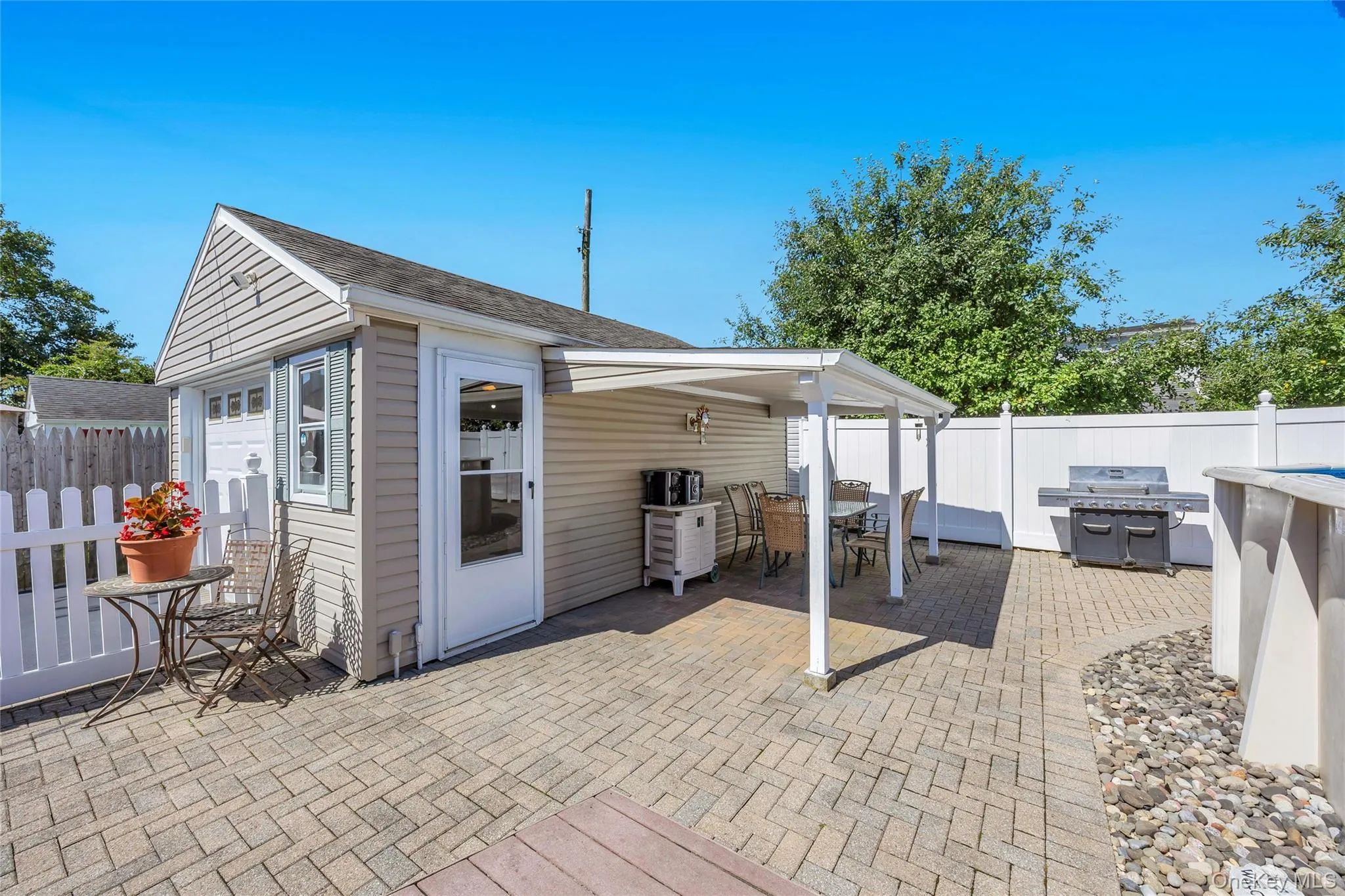 42 Crescent Street, Oyster Bay, NY, 3 Bedrooms Bedrooms, 8 Rooms Rooms,2 BathroomsBathrooms,Residential,For Rent,Crescent,0,1025874 42 Crescent Street, Oyster Bay, NY, 3 Bedrooms Bedrooms, 8 Rooms Rooms,2 BathroomsBathrooms,Residential,For Rent,Crescent,0,1025874