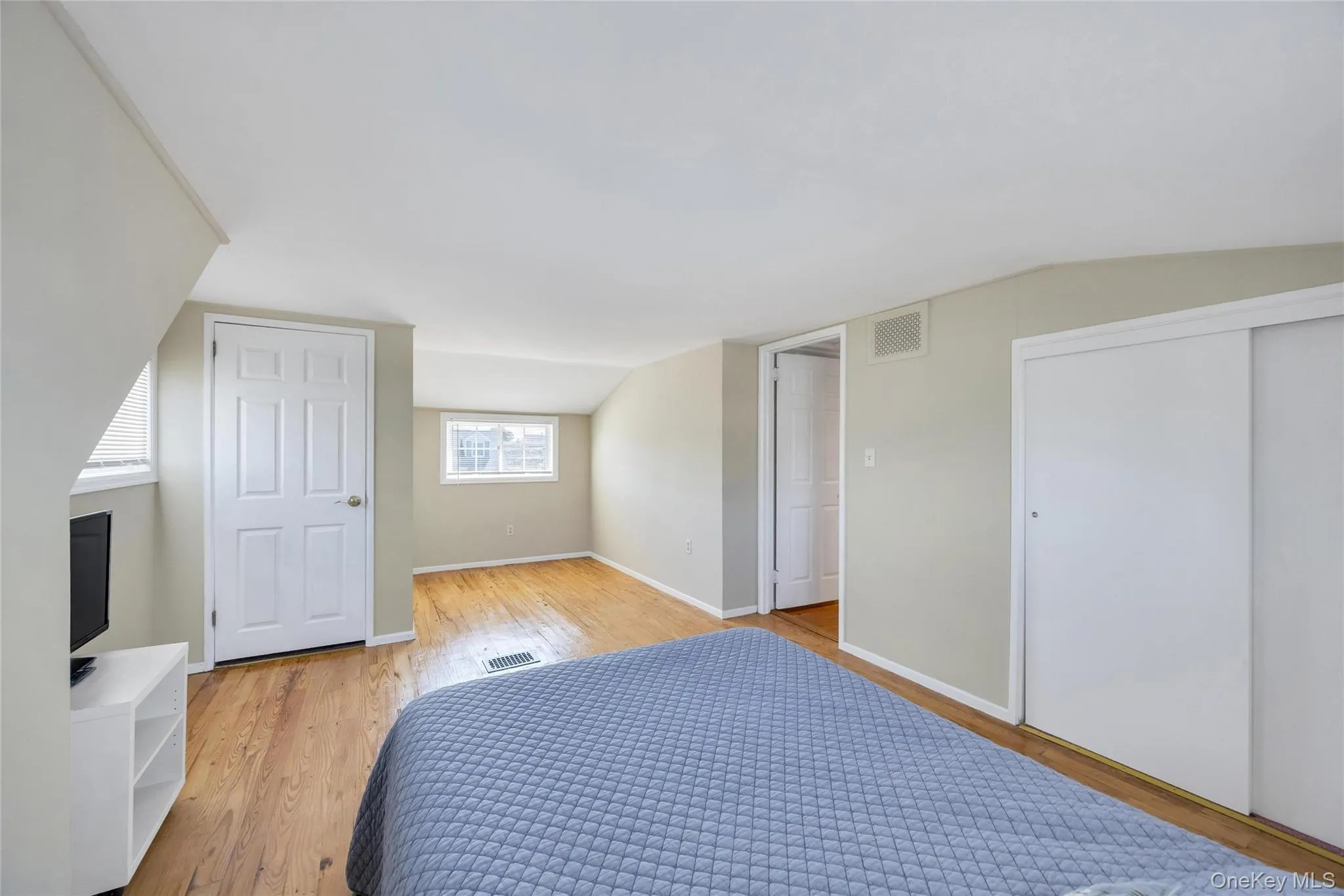 42 Crescent Street, Oyster Bay, NY, 3 Bedrooms Bedrooms, 8 Rooms Rooms,2 BathroomsBathrooms,Residential,For Rent,Crescent,0,1025874 42 Crescent Street, Oyster Bay, NY, 3 Bedrooms Bedrooms, 8 Rooms Rooms,2 BathroomsBathrooms,Residential,For Rent,Crescent,0,1025874