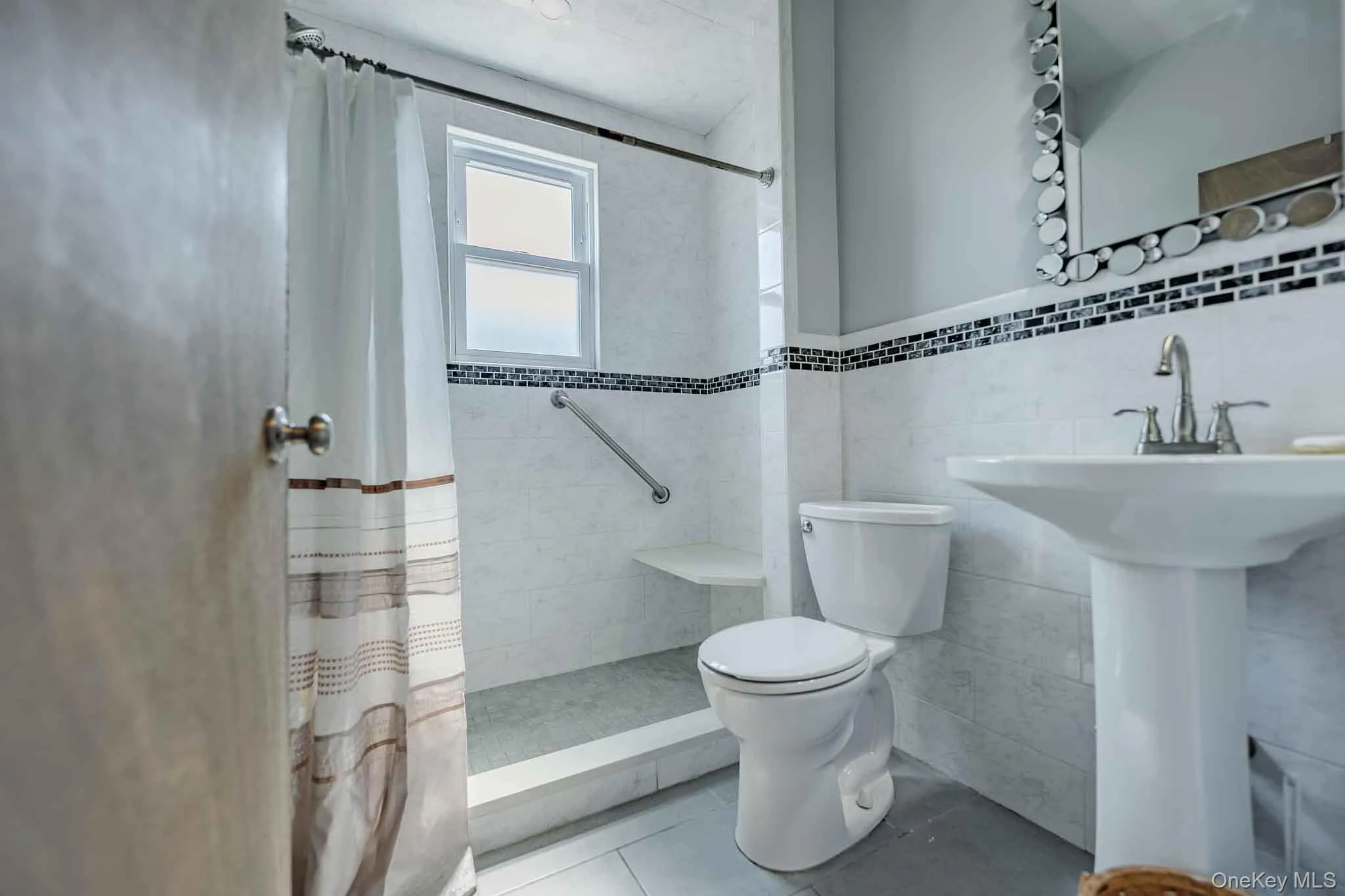 124 Roosevelt Boulevard, Long Beach, NY, 3 Bedrooms Bedrooms, 8 Rooms Rooms,2 BathroomsBathrooms,Residential,For Rent,Roosevelt,0,1025876 124 Roosevelt Boulevard, Long Beach, NY, 3 Bedrooms Bedrooms, 8 Rooms Rooms,2 BathroomsBathrooms,Residential,For Rent,Roosevelt,0,1025876