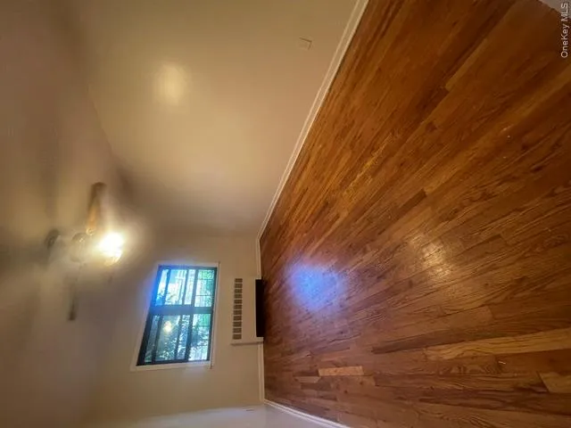 4026 Lowerre Place, New York, NY, 3 Bedrooms Bedrooms, 5 Rooms Rooms,1 BathroomBathrooms,Residential Lease,For Rent,Lowerre,0,1025878 4026 Lowerre Place, New York, NY, 3 Bedrooms Bedrooms, 5 Rooms Rooms,1 BathroomBathrooms,Residential Lease,For Rent,Lowerre,0,1025878