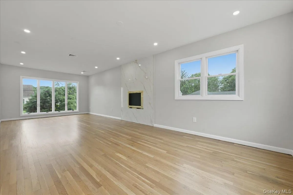 616 Harless Place, Hempstead, NY, 5 Bedrooms Bedrooms, 9 Rooms Rooms,4 BathroomsBathrooms,Residential,For Rent,Harless,0,1025880 616 Harless Place, Hempstead, NY, 5 Bedrooms Bedrooms, 9 Rooms Rooms,4 BathroomsBathrooms,Residential,For Rent,Harless,0,1025880