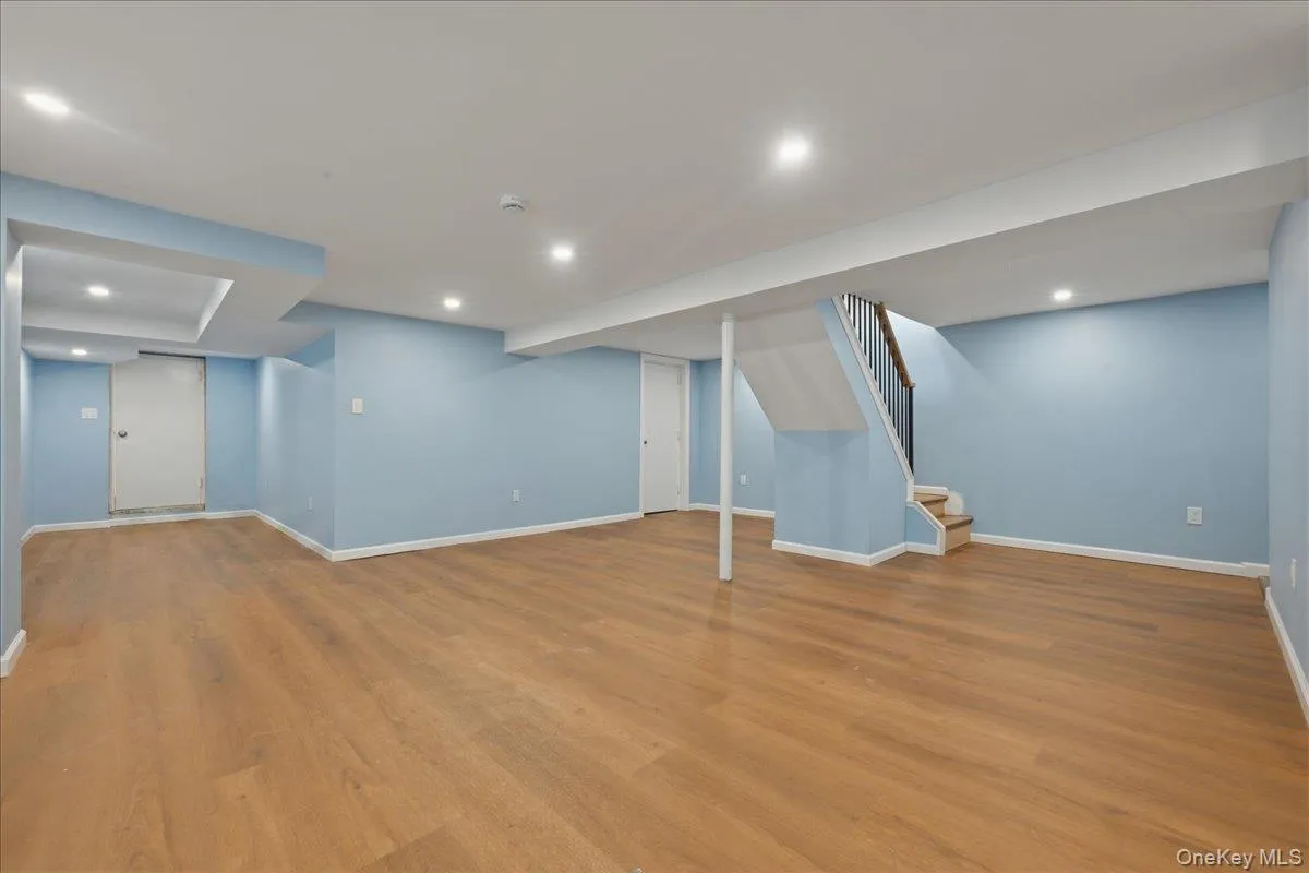 616 Harless Place, Hempstead, NY, 5 Bedrooms Bedrooms, 9 Rooms Rooms,4 BathroomsBathrooms,Residential,For Rent,Harless,0,1025880 616 Harless Place, Hempstead, NY, 5 Bedrooms Bedrooms, 9 Rooms Rooms,4 BathroomsBathrooms,Residential,For Rent,Harless,0,1025880