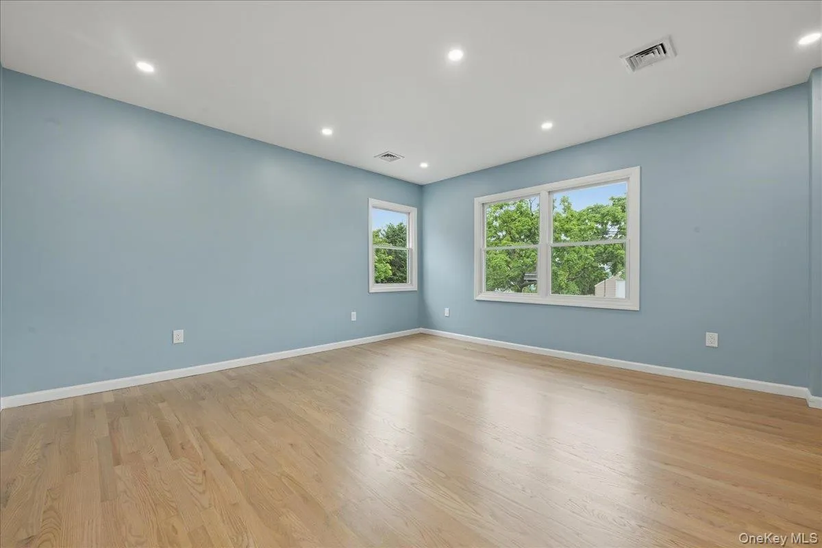 616 Harless Place, Hempstead, NY, 5 Bedrooms Bedrooms, 9 Rooms Rooms,4 BathroomsBathrooms,Residential,For Rent,Harless,0,1025880 616 Harless Place, Hempstead, NY, 5 Bedrooms Bedrooms, 9 Rooms Rooms,4 BathroomsBathrooms,Residential,For Rent,Harless,0,1025880