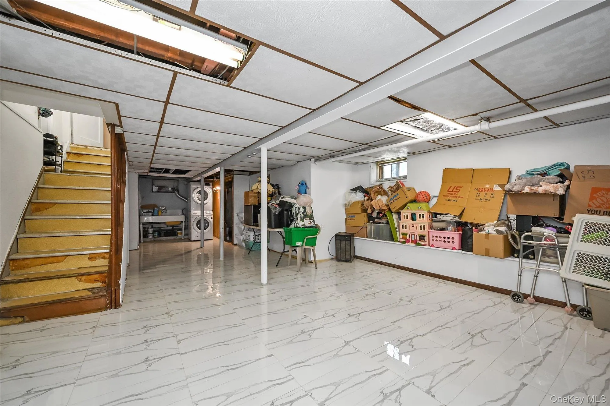 202-02 36th Avenue, New York, NY, 5 Bedrooms Bedrooms, 8 Rooms Rooms,2 BathroomsBathrooms,Residential,For Rent,36th,0,1025886 202-02 36th Avenue, New York, NY, 5 Bedrooms Bedrooms, 8 Rooms Rooms,2 BathroomsBathrooms,Residential,For Rent,36th,0,1025886