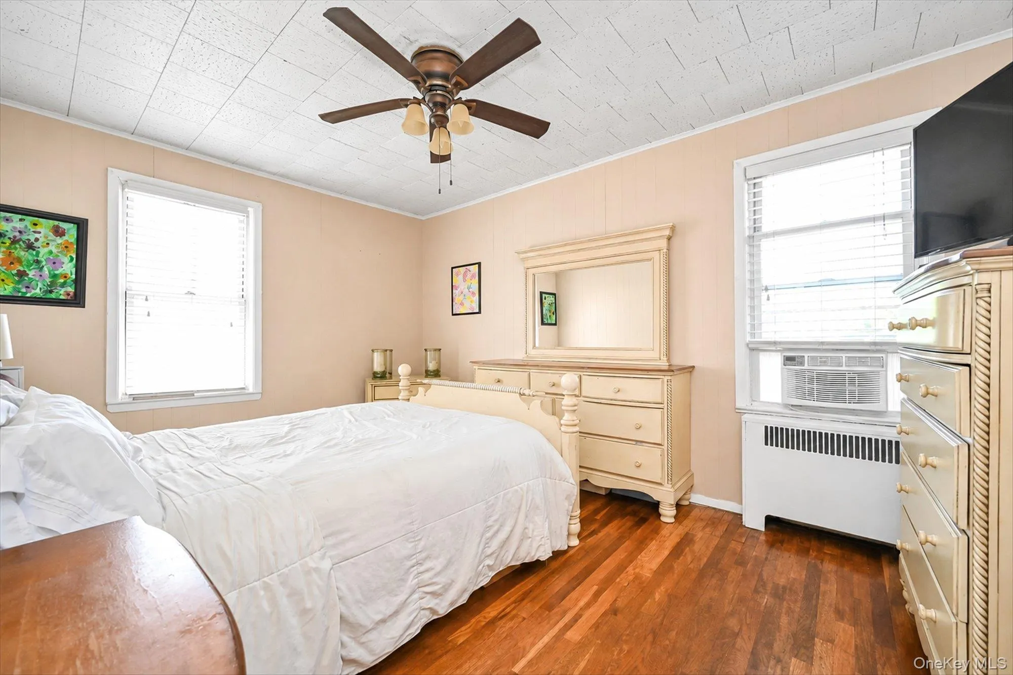 202-02 36th Avenue, New York, NY, 5 Bedrooms Bedrooms, 8 Rooms Rooms,2 BathroomsBathrooms,Residential,For Rent,36th,0,1025886 202-02 36th Avenue, New York, NY, 5 Bedrooms Bedrooms, 8 Rooms Rooms,2 BathroomsBathrooms,Residential,For Rent,36th,0,1025886