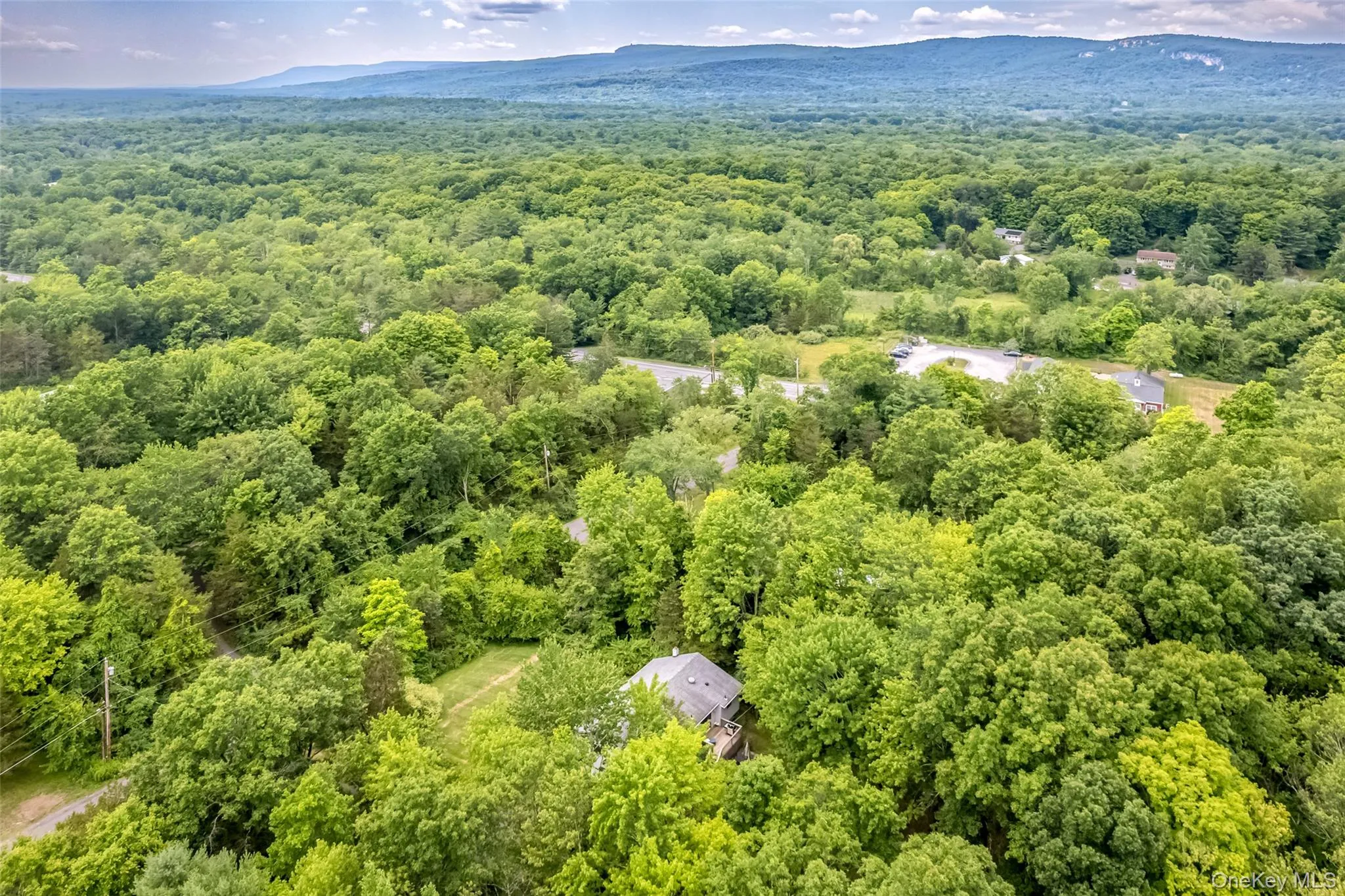 6 Hickory Hill Road, New Paltz, NY, 3 Bedrooms Bedrooms, 8 Rooms Rooms,2 BathroomsBathrooms,Residential,For Rent,Hickory Hill,0,1025888 6 Hickory Hill Road, New Paltz, NY, 3 Bedrooms Bedrooms, 8 Rooms Rooms,2 BathroomsBathrooms,Residential,For Rent,Hickory Hill,0,1025888