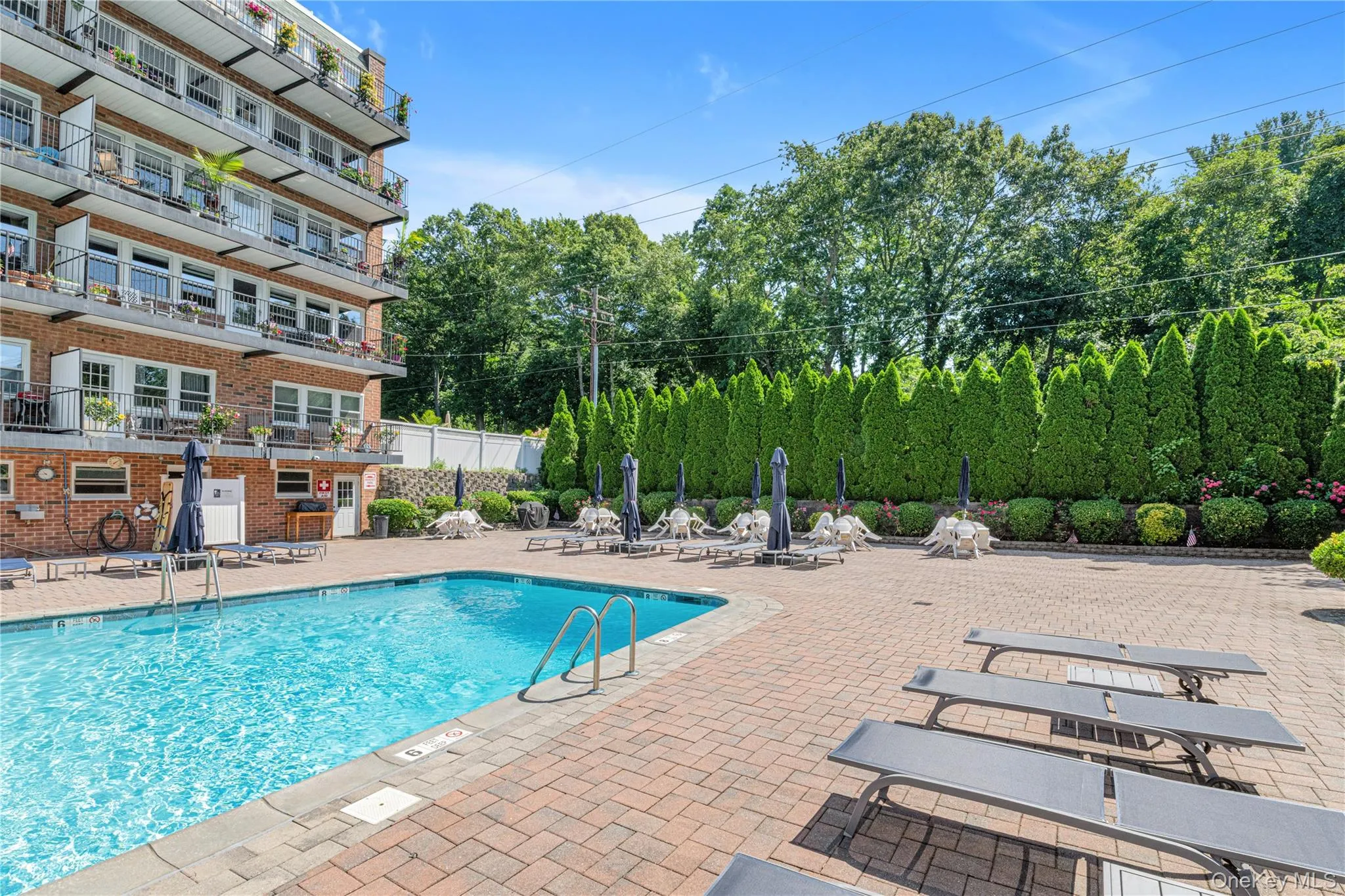 32 Pearsall Avenue, Glen Cove, NY, 1 Bedroom Bedrooms, 4 Rooms Rooms,1 BathroomBathrooms,Residential,For Rent,Pearsall,0,1025890 32 Pearsall Avenue, Glen Cove, NY, 1 Bedroom Bedrooms, 4 Rooms Rooms,1 BathroomBathrooms,Residential,For Rent,Pearsall,0,1025890