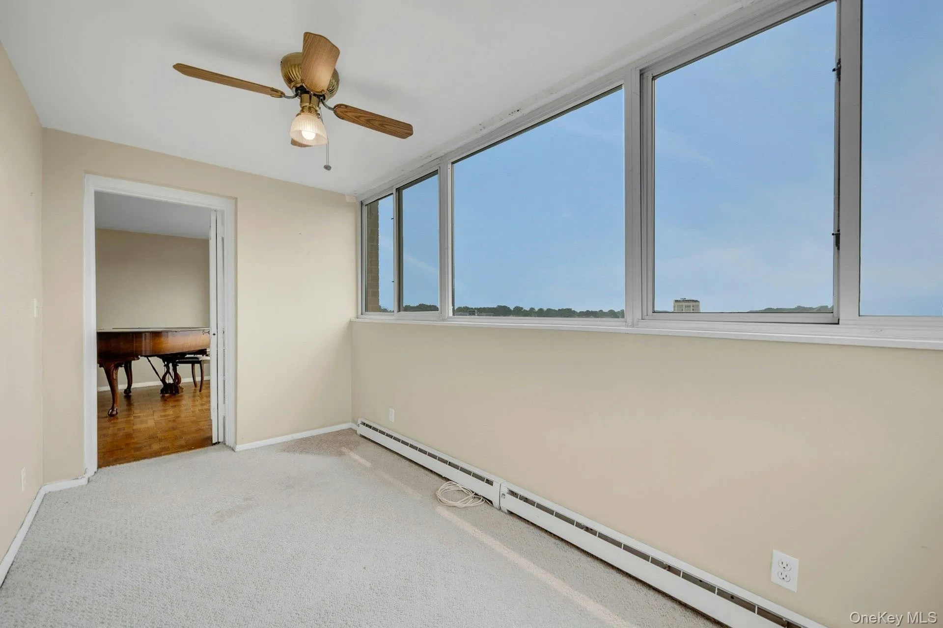 Reverse angle of the sunroom. Reverse angle of the sunroom.