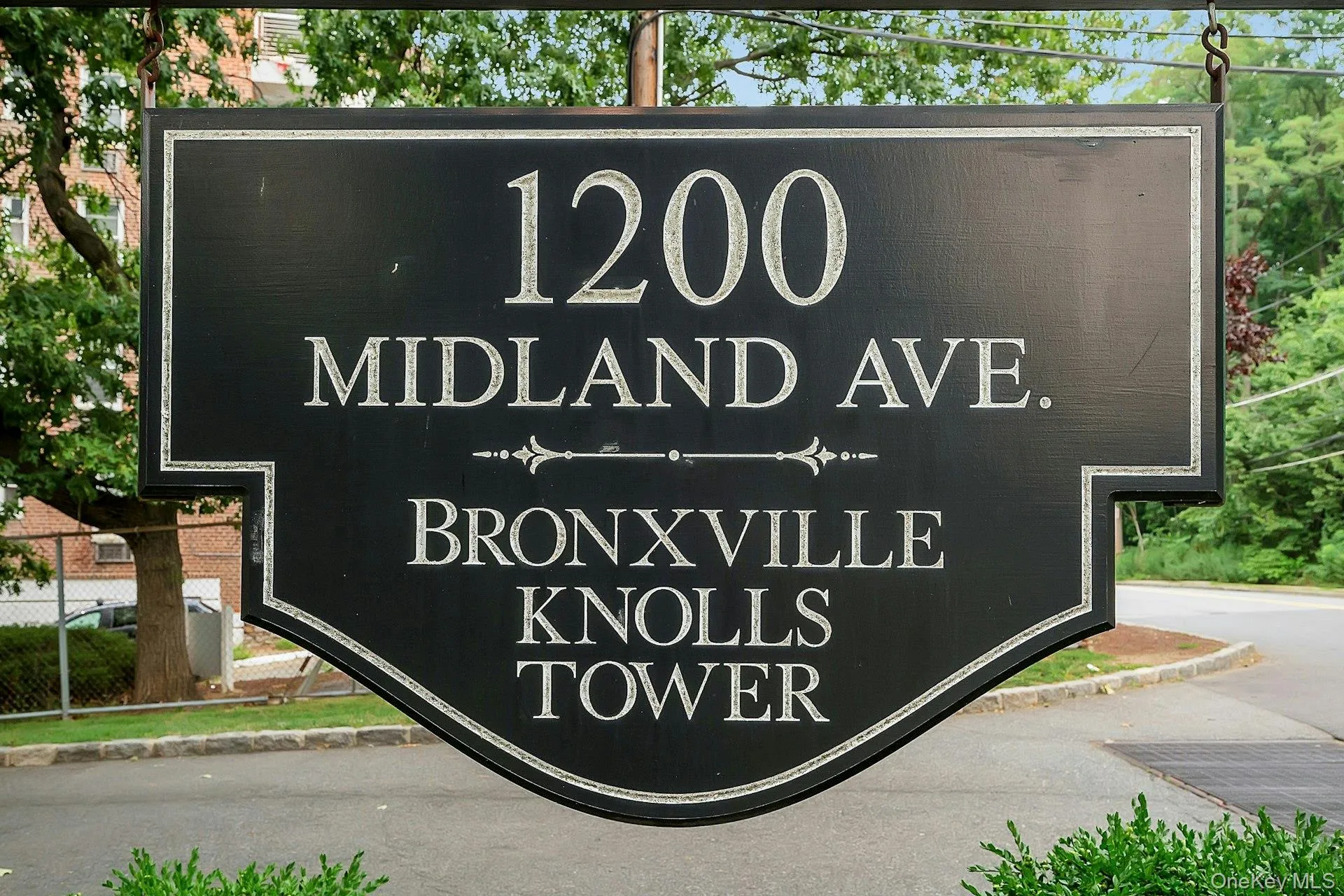 1200 Midland Avenue at Bronxville Knolls Towers is a well-established, full-service cooperative known for its spacious residences, concierge service, and exceptional convenience. 1200 Midland Avenue at Bronxville Knolls Towers is a well-established, full-service cooperative known for its spacious residences, concierge service, and exceptional convenience.