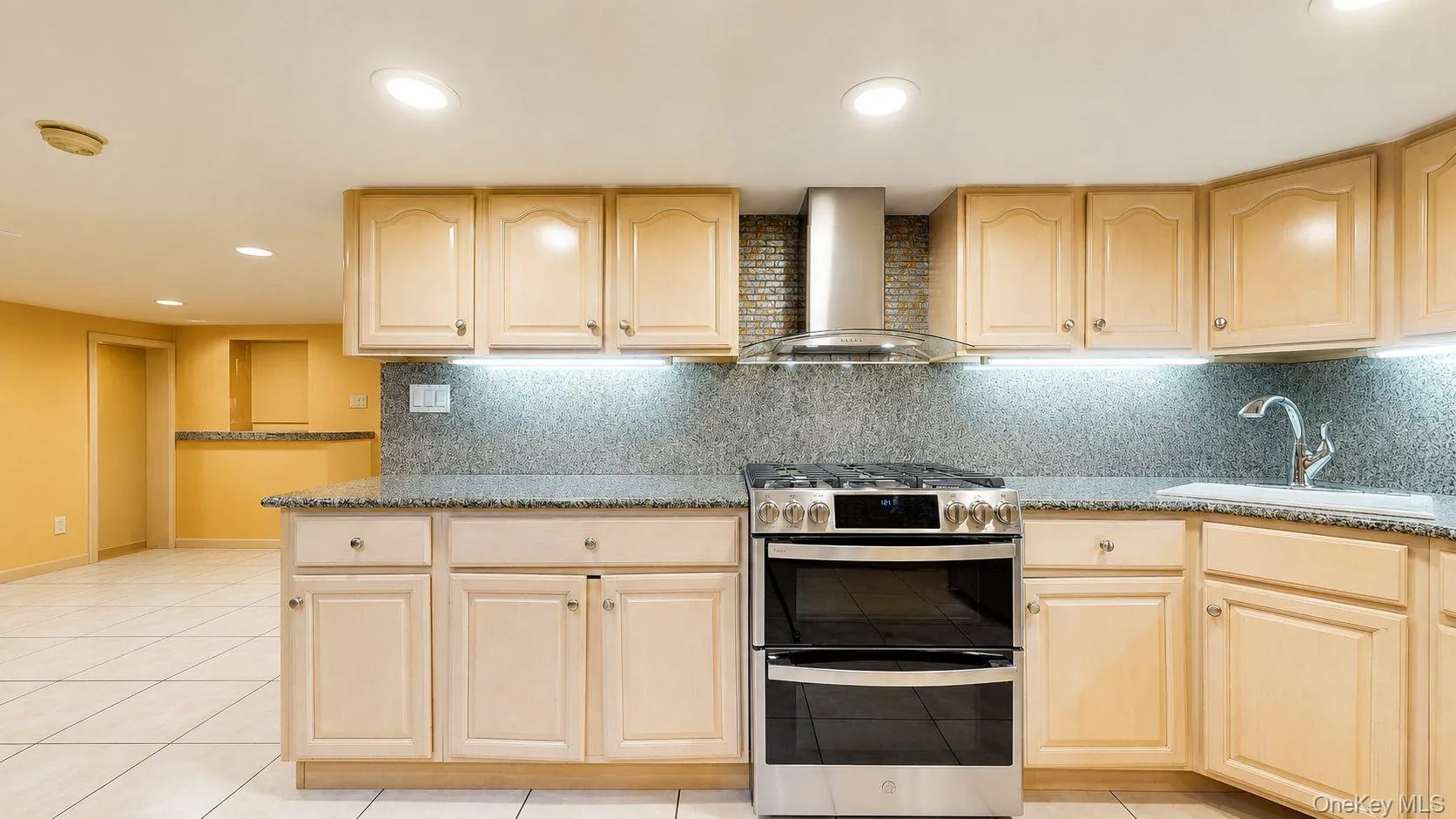 160-31 9th Avenue, New York, NY, 4 Bedrooms Bedrooms, 8 Rooms Rooms,3 BathroomsBathrooms,Residential,For Rent,9th,0,1025893 160-31 9th Avenue, New York, NY, 4 Bedrooms Bedrooms, 8 Rooms Rooms,3 BathroomsBathrooms,Residential,For Rent,9th,0,1025893