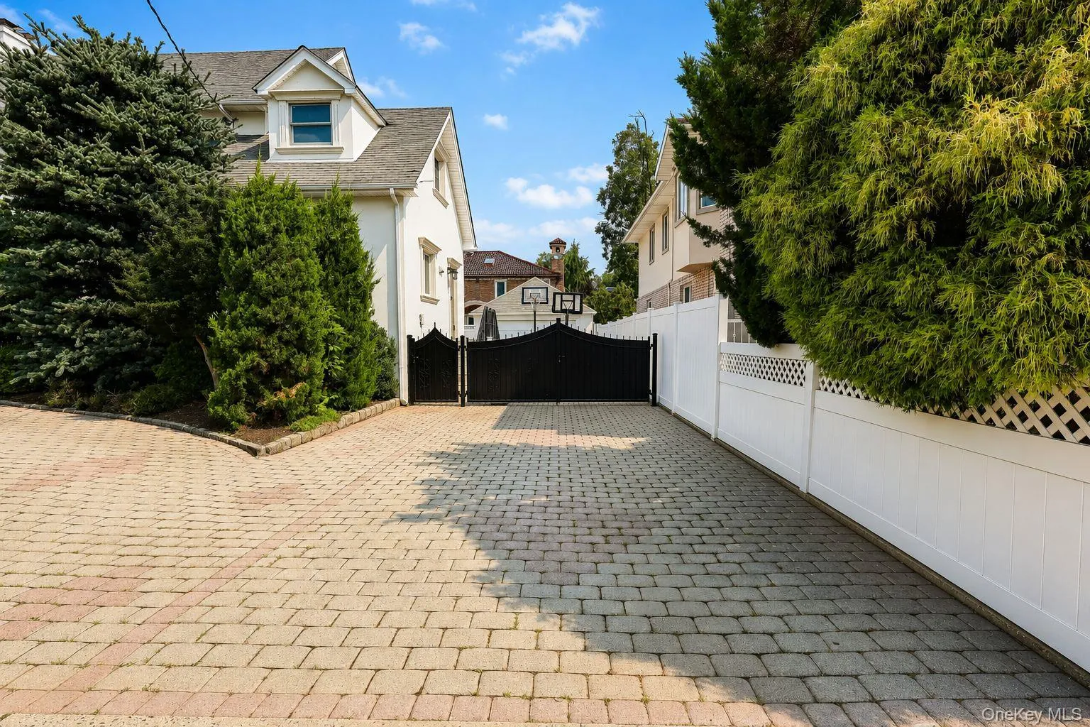 160-31 9th Avenue, New York, NY, 4 Bedrooms Bedrooms, 8 Rooms Rooms,3 BathroomsBathrooms,Residential,For Rent,9th,0,1025893 160-31 9th Avenue, New York, NY, 4 Bedrooms Bedrooms, 8 Rooms Rooms,3 BathroomsBathrooms,Residential,For Rent,9th,0,1025893