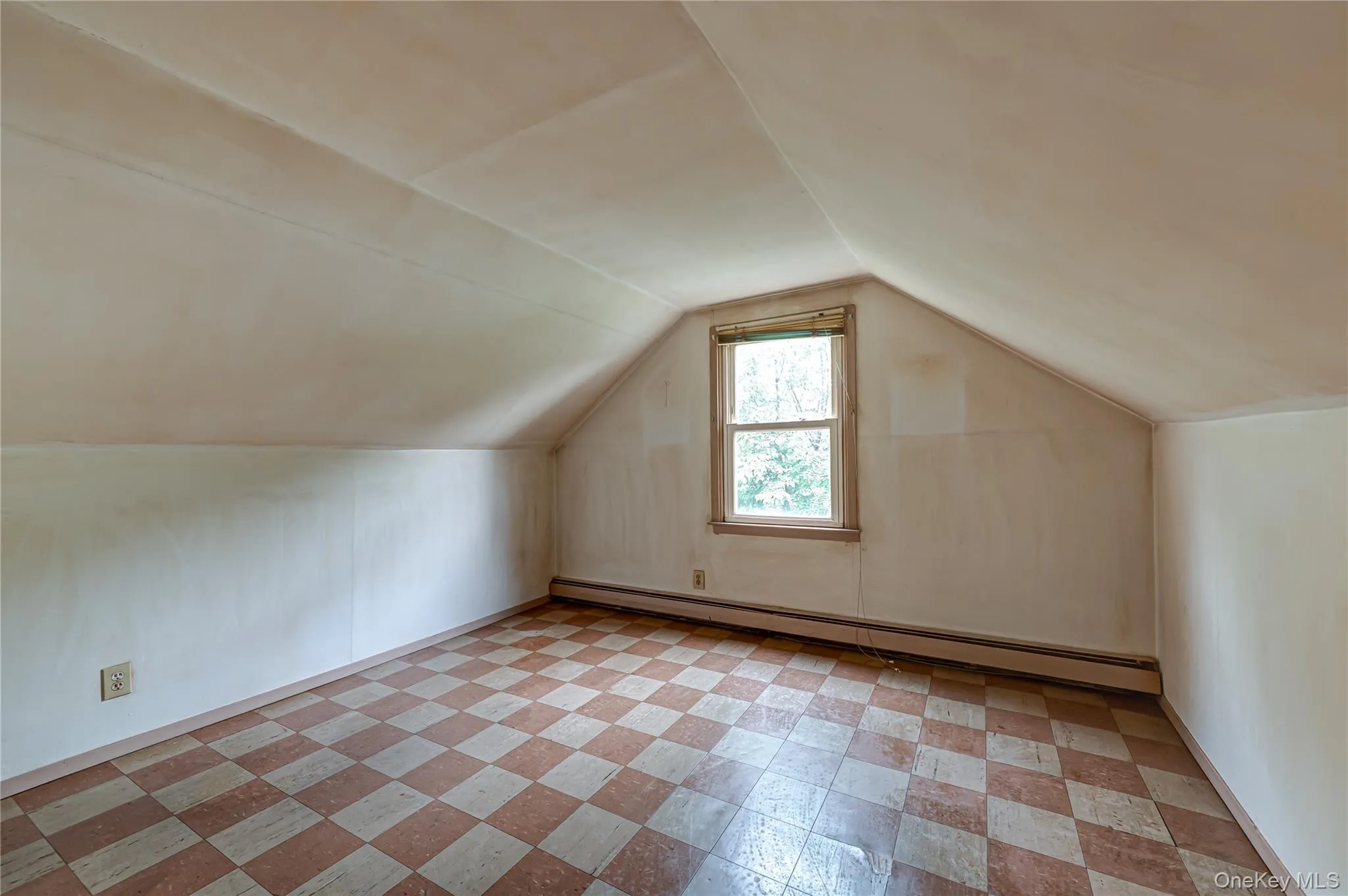 380 Gates Avenue, Babylon, NY, 4 Bedrooms Bedrooms, 7 Rooms Rooms,1 BathroomBathrooms,Residential,For Rent,Gates,0,1025897 380 Gates Avenue, Babylon, NY, 4 Bedrooms Bedrooms, 7 Rooms Rooms,1 BathroomBathrooms,Residential,For Rent,Gates,0,1025897