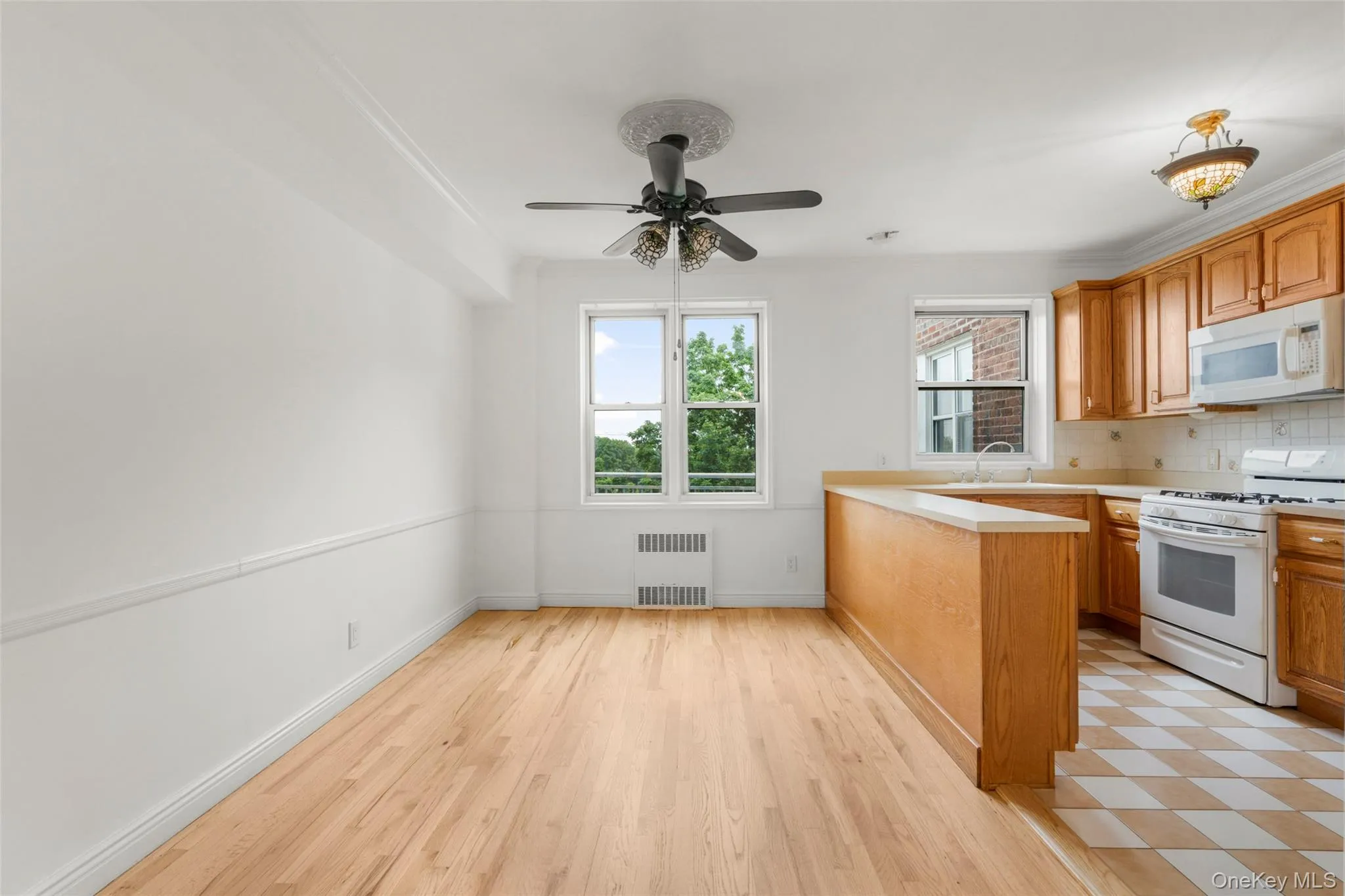 1255 North Avenue, New Rochelle, NY, 2 Bedrooms Bedrooms, 4 Rooms Rooms,2 BathroomsBathrooms,Residential,For Rent,North,0,1025899 1255 North Avenue, New Rochelle, NY, 2 Bedrooms Bedrooms, 4 Rooms Rooms,2 BathroomsBathrooms,Residential,For Rent,North,0,1025899