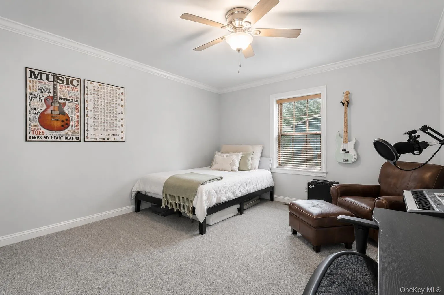 12 Little Brook Lane, Clarkstown, NY, 6 Bedrooms Bedrooms, 14 Rooms Rooms,3 BathroomsBathrooms,Residential,For Rent,Little Brook,0,1025900 12 Little Brook Lane, Clarkstown, NY, 6 Bedrooms Bedrooms, 14 Rooms Rooms,3 BathroomsBathrooms,Residential,For Rent,Little Brook,0,1025900