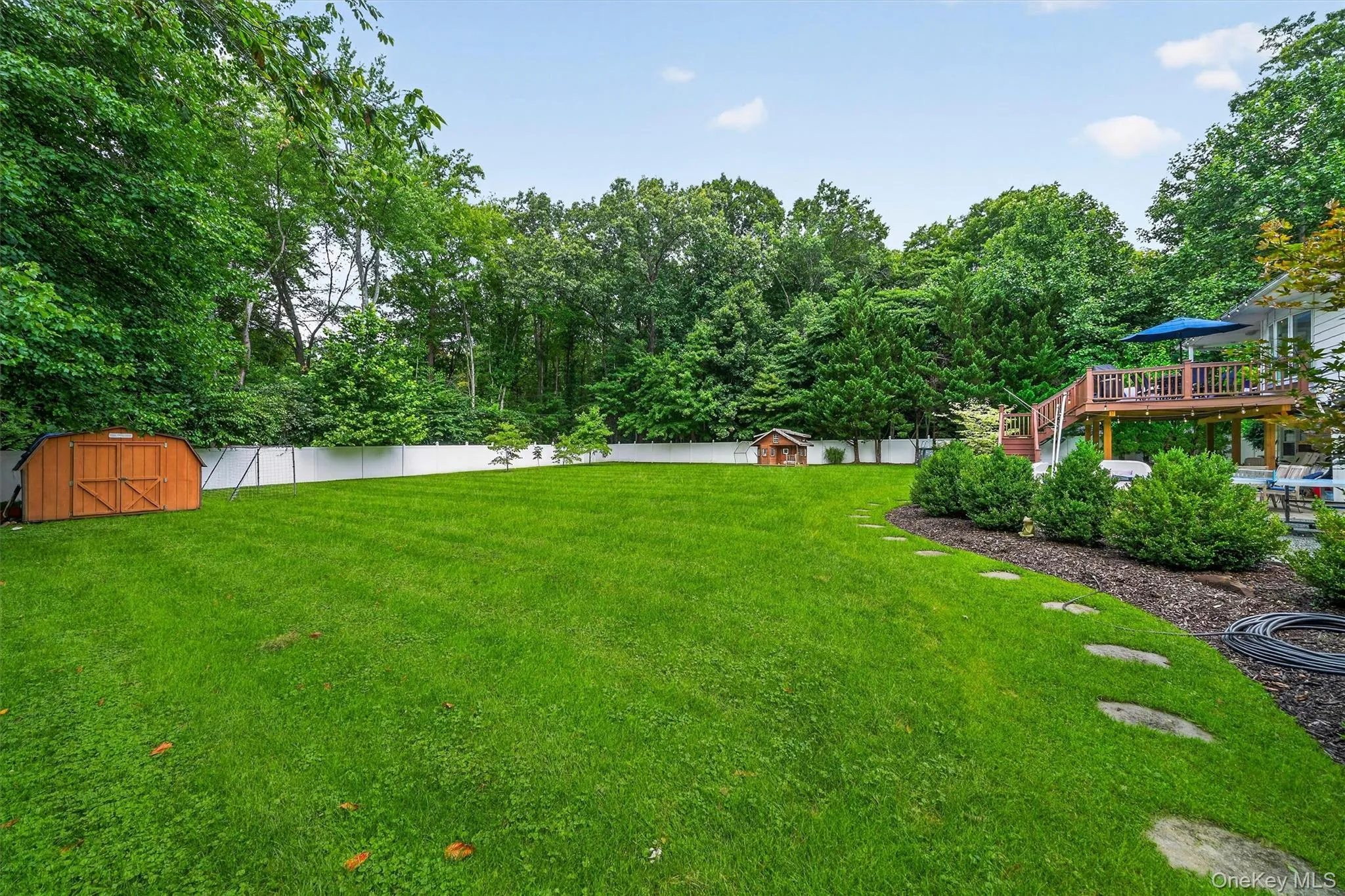 12 Little Brook Lane, Clarkstown, NY, 6 Bedrooms Bedrooms, 14 Rooms Rooms,3 BathroomsBathrooms,Residential,For Rent,Little Brook,0,1025900 12 Little Brook Lane, Clarkstown, NY, 6 Bedrooms Bedrooms, 14 Rooms Rooms,3 BathroomsBathrooms,Residential,For Rent,Little Brook,0,1025900