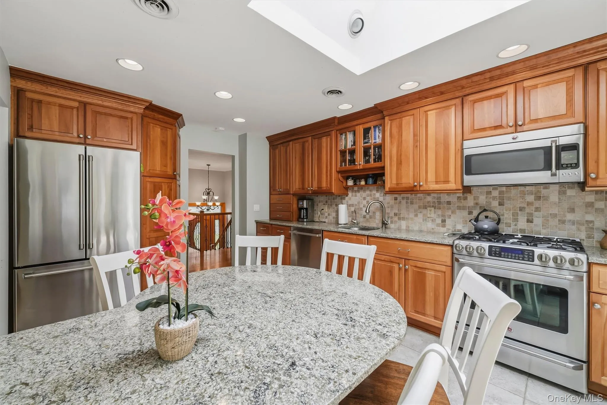 12 Little Brook Lane, Clarkstown, NY, 6 Bedrooms Bedrooms, 14 Rooms Rooms,3 BathroomsBathrooms,Residential,For Rent,Little Brook,0,1025900 12 Little Brook Lane, Clarkstown, NY, 6 Bedrooms Bedrooms, 14 Rooms Rooms,3 BathroomsBathrooms,Residential,For Rent,Little Brook,0,1025900