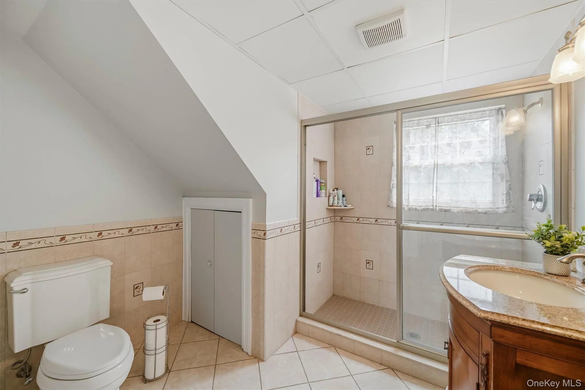 12 Little Brook Lane, Clarkstown, NY, 6 Bedrooms Bedrooms, 14 Rooms Rooms,3 BathroomsBathrooms,Residential,For Rent,Little Brook,0,1025900 12 Little Brook Lane, Clarkstown, NY, 6 Bedrooms Bedrooms, 14 Rooms Rooms,3 BathroomsBathrooms,Residential,For Rent,Little Brook,0,1025900