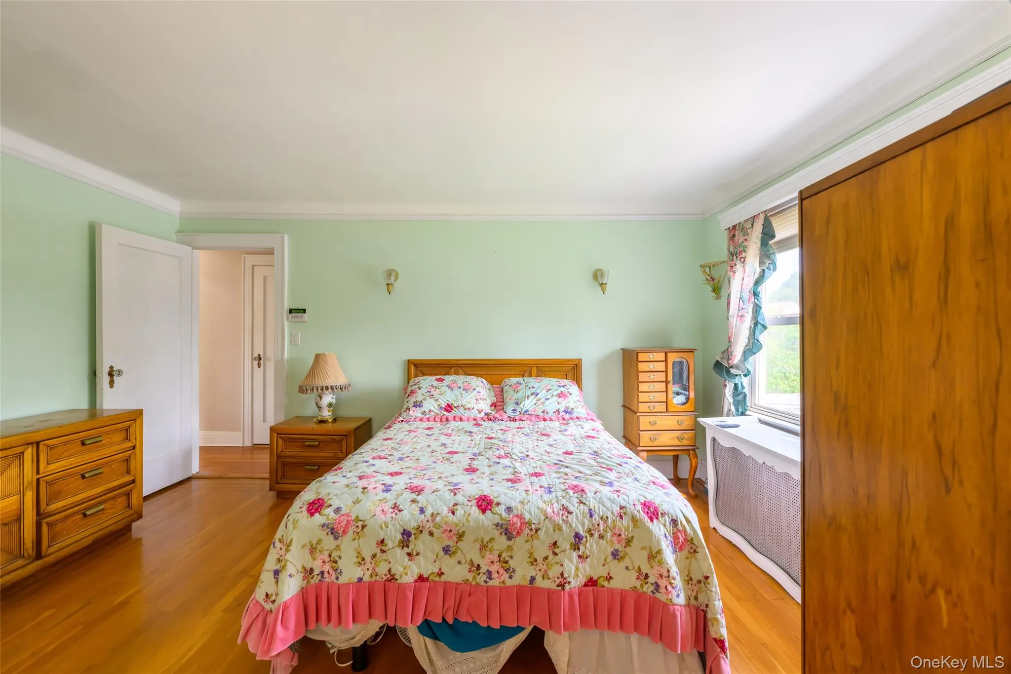 270 Bedell Terrace, Hempstead, NY, 3 Bedrooms Bedrooms, 9 Rooms Rooms,1 BathroomBathrooms,Residential,For Rent,Bedell,0,1025901 270 Bedell Terrace, Hempstead, NY, 3 Bedrooms Bedrooms, 9 Rooms Rooms,1 BathroomBathrooms,Residential,For Rent,Bedell,0,1025901