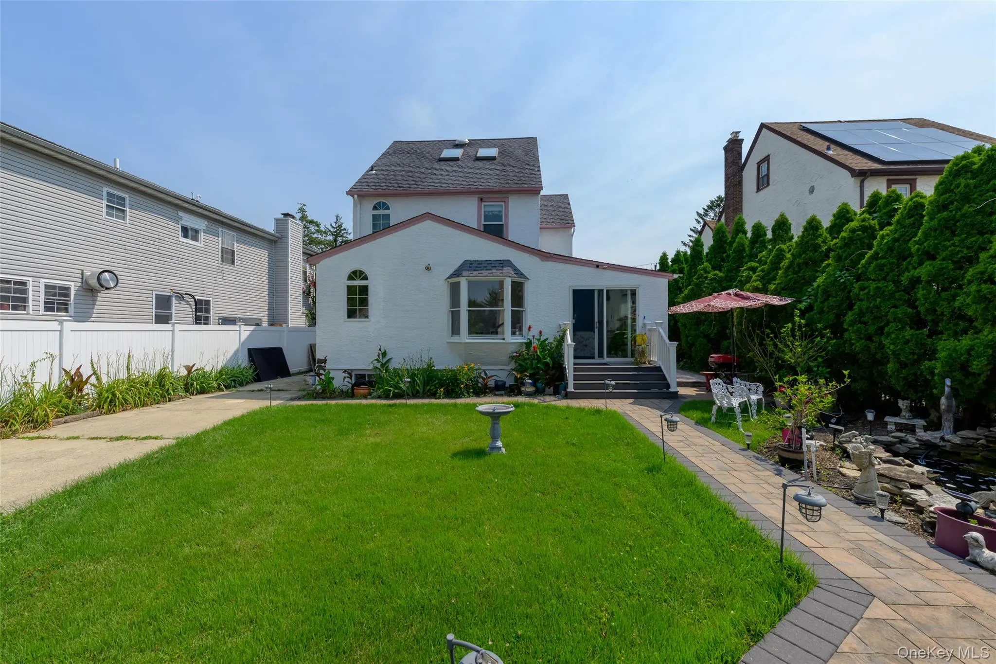 270 Bedell Terrace, Hempstead, NY, 3 Bedrooms Bedrooms, 9 Rooms Rooms,1 BathroomBathrooms,Residential,For Rent,Bedell,0,1025901 270 Bedell Terrace, Hempstead, NY, 3 Bedrooms Bedrooms, 9 Rooms Rooms,1 BathroomBathrooms,Residential,For Rent,Bedell,0,1025901