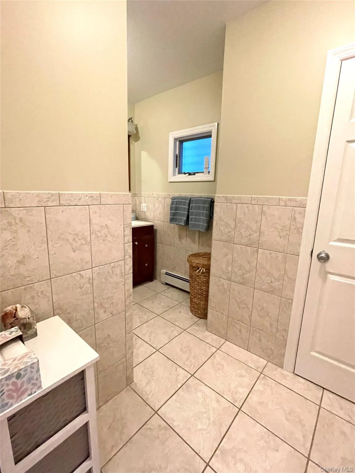 6622 53rd Avenue, New York, NY, 2 Bedrooms Bedrooms, 5 Rooms Rooms,1 BathroomBathrooms,Residential Lease,For Rent,53rd,0,1025902 6622 53rd Avenue, New York, NY, 2 Bedrooms Bedrooms, 5 Rooms Rooms,1 BathroomBathrooms,Residential Lease,For Rent,53rd,0,1025902