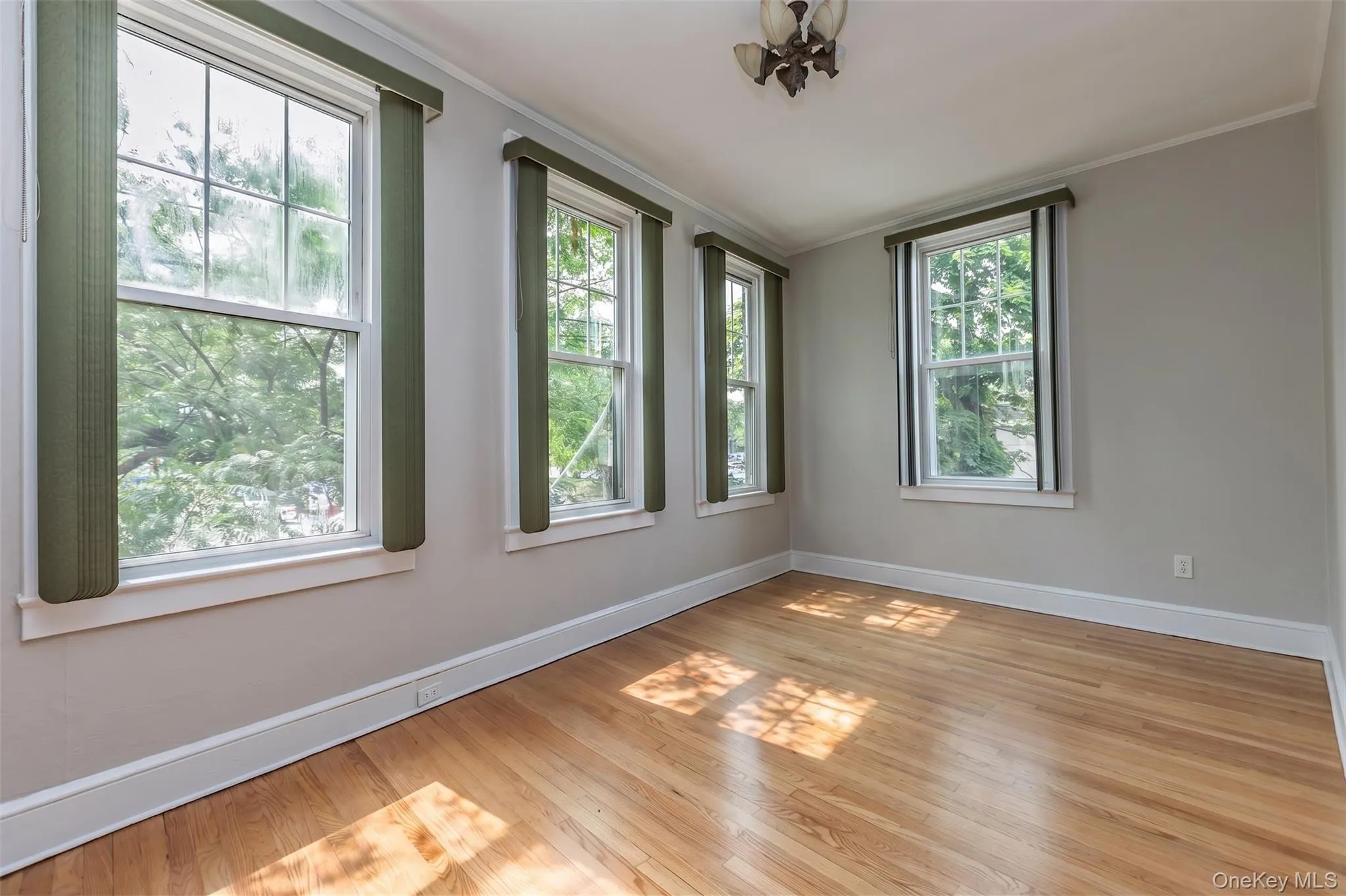 295 Railroad Avenue, Islip, NY, 2 Bedrooms Bedrooms, 4 Rooms Rooms,1 BathroomBathrooms,Residential Lease,For Rent,Railroad,0,1025906 295 Railroad Avenue, Islip, NY, 2 Bedrooms Bedrooms, 4 Rooms Rooms,1 BathroomBathrooms,Residential Lease,For Rent,Railroad,0,1025906