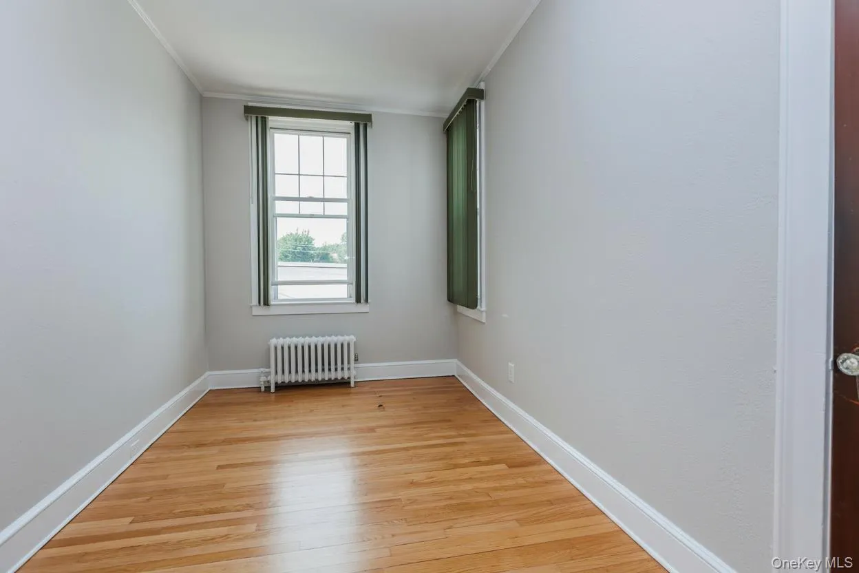 295 Railroad Avenue, Islip, NY, 2 Bedrooms Bedrooms, 4 Rooms Rooms,1 BathroomBathrooms,Residential Lease,For Rent,Railroad,0,1025906 295 Railroad Avenue, Islip, NY, 2 Bedrooms Bedrooms, 4 Rooms Rooms,1 BathroomBathrooms,Residential Lease,For Rent,Railroad,0,1025906