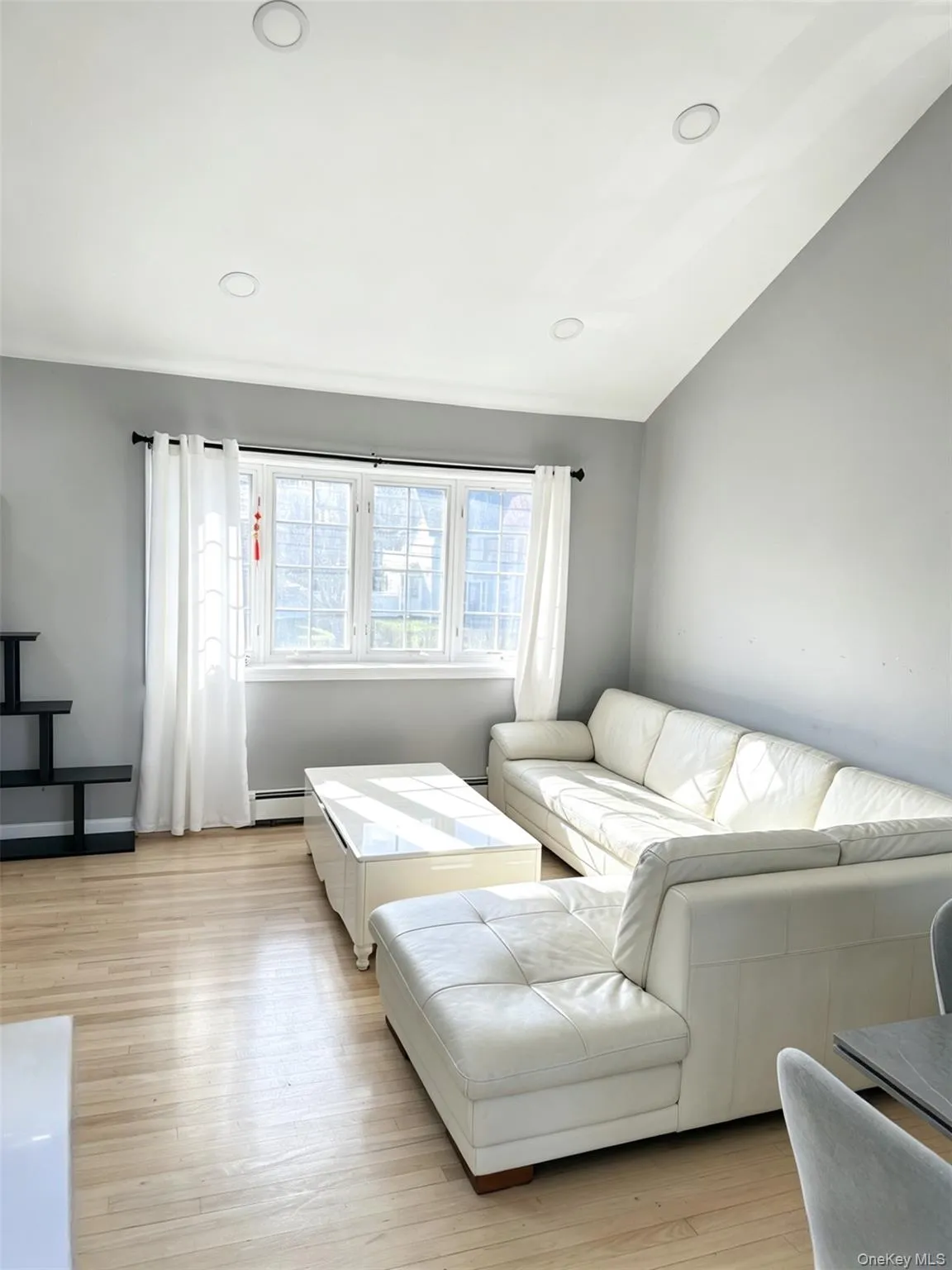249 Bayport Avenue, Islip, NY, 4 Bedrooms Bedrooms, 6 Rooms Rooms,2 BathroomsBathrooms,Residential,For Rent,Bayport,0,1025909 249 Bayport Avenue, Islip, NY, 4 Bedrooms Bedrooms, 6 Rooms Rooms,2 BathroomsBathrooms,Residential,For Rent,Bayport,0,1025909