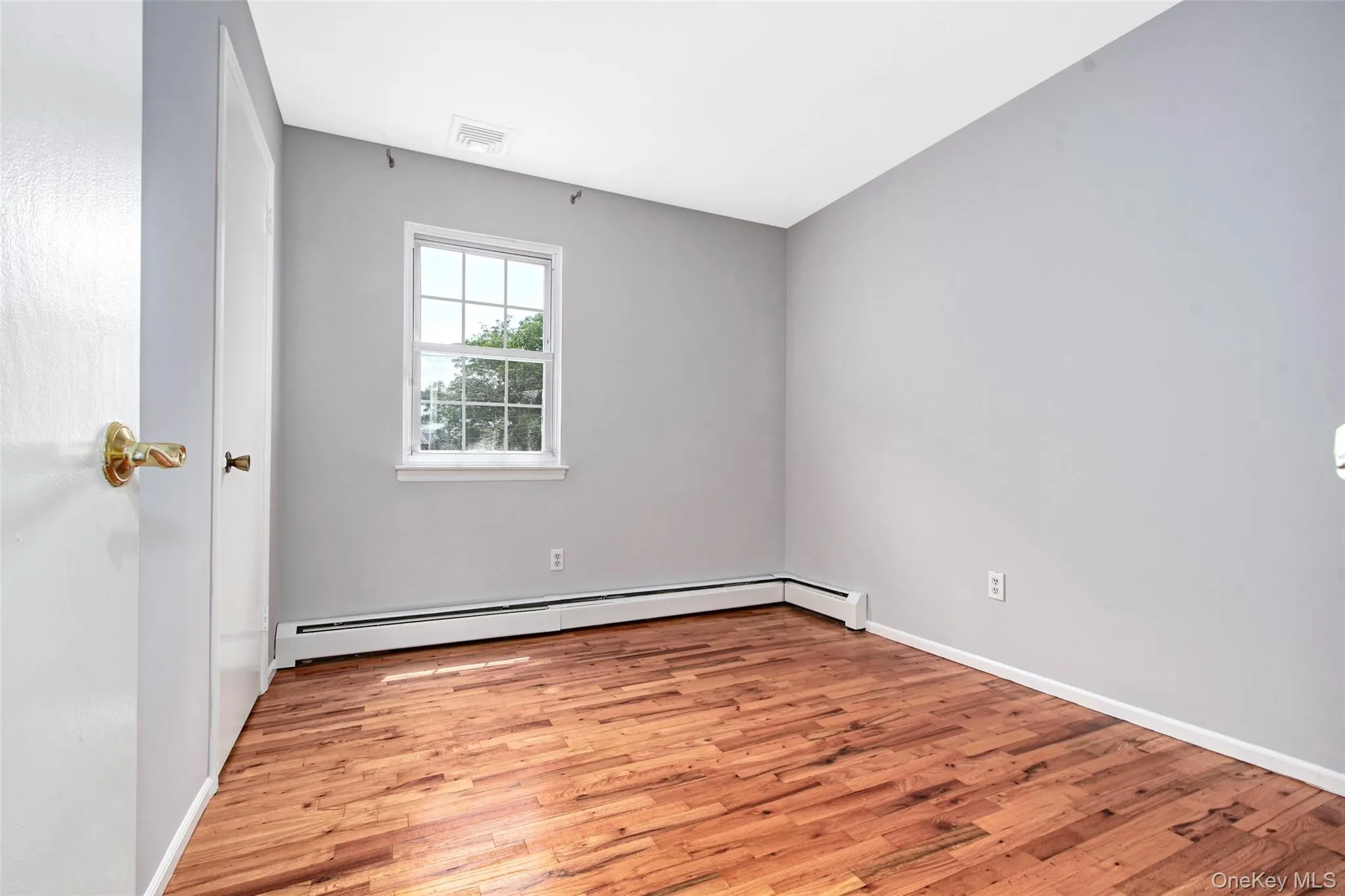 303 Livingston Avenue, Mamaroneck, NY, 3 Bedrooms Bedrooms, 7 Rooms Rooms,2 BathroomsBathrooms,Residential,For Rent,Livingston,0,1025910 303 Livingston Avenue, Mamaroneck, NY, 3 Bedrooms Bedrooms, 7 Rooms Rooms,2 BathroomsBathrooms,Residential,For Rent,Livingston,0,1025910