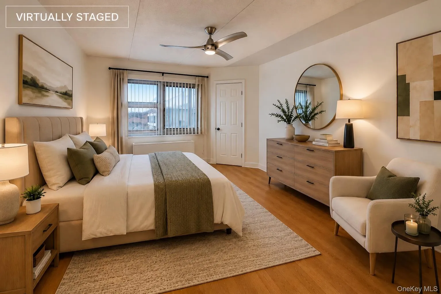Virtually stage. Generous layout with warm, contemporary furnishings. Virtually stage. Generous layout with warm, contemporary furnishings.