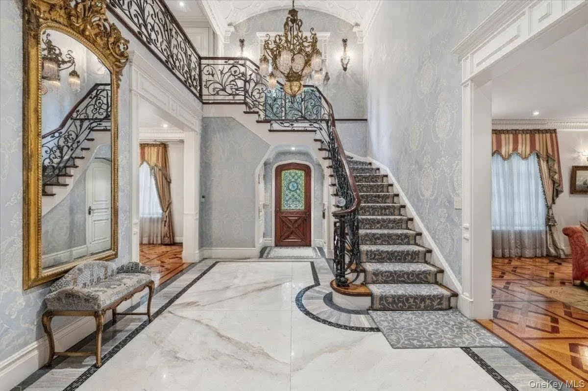 17 Sutton Place, Hempstead, NY, 8 Bedrooms Bedrooms, 19 Rooms Rooms,9 BathroomsBathrooms,Residential,For Rent,Sutton,0,1025922 17 Sutton Place, Hempstead, NY, 8 Bedrooms Bedrooms, 19 Rooms Rooms,9 BathroomsBathrooms,Residential,For Rent,Sutton,0,1025922