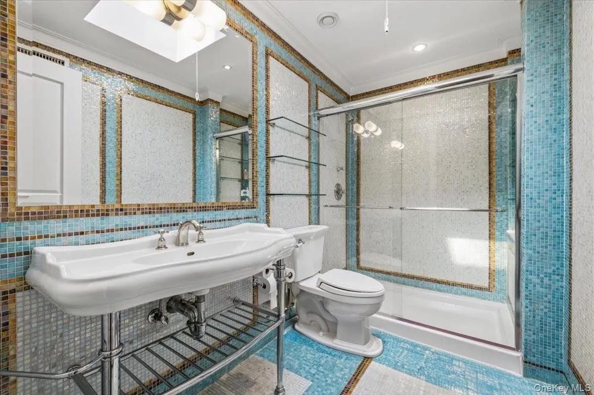 17 Sutton Place, Hempstead, NY, 8 Bedrooms Bedrooms, 19 Rooms Rooms,9 BathroomsBathrooms,Residential,For Rent,Sutton,0,1025922 17 Sutton Place, Hempstead, NY, 8 Bedrooms Bedrooms, 19 Rooms Rooms,9 BathroomsBathrooms,Residential,For Rent,Sutton,0,1025922