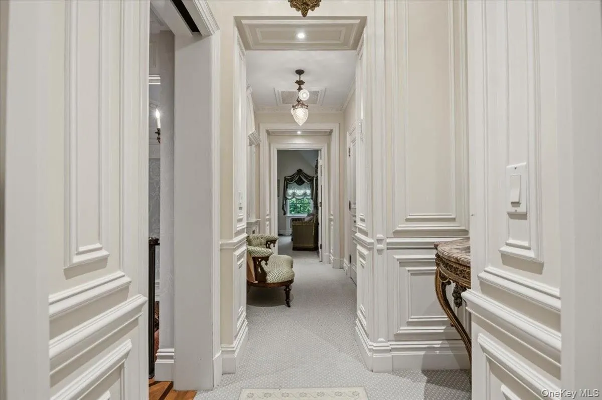 17 Sutton Place, Hempstead, NY, 8 Bedrooms Bedrooms, 19 Rooms Rooms,9 BathroomsBathrooms,Residential,For Rent,Sutton,0,1025922 17 Sutton Place, Hempstead, NY, 8 Bedrooms Bedrooms, 19 Rooms Rooms,9 BathroomsBathrooms,Residential,For Rent,Sutton,0,1025922
