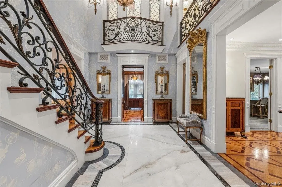 17 Sutton Place, Hempstead, NY, 8 Bedrooms Bedrooms, 19 Rooms Rooms,9 BathroomsBathrooms,Residential,For Rent,Sutton,0,1025922 17 Sutton Place, Hempstead, NY, 8 Bedrooms Bedrooms, 19 Rooms Rooms,9 BathroomsBathrooms,Residential,For Rent,Sutton,0,1025922