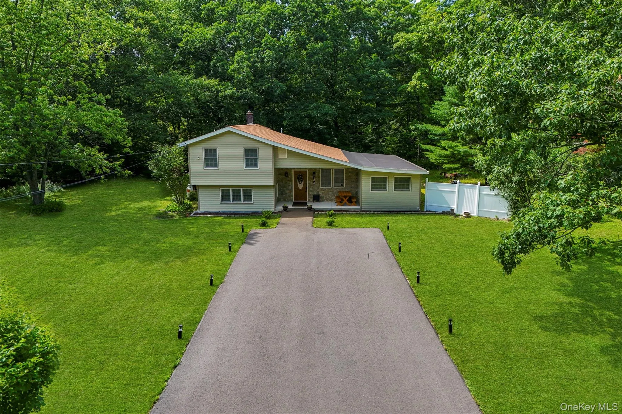 103 High Hill Road, Athens, NY, 3 Bedrooms Bedrooms, 10 Rooms Rooms,2 BathroomsBathrooms,Residential,For Rent,High Hill,0,1025923 103 High Hill Road, Athens, NY, 3 Bedrooms Bedrooms, 10 Rooms Rooms,2 BathroomsBathrooms,Residential,For Rent,High Hill,0,1025923