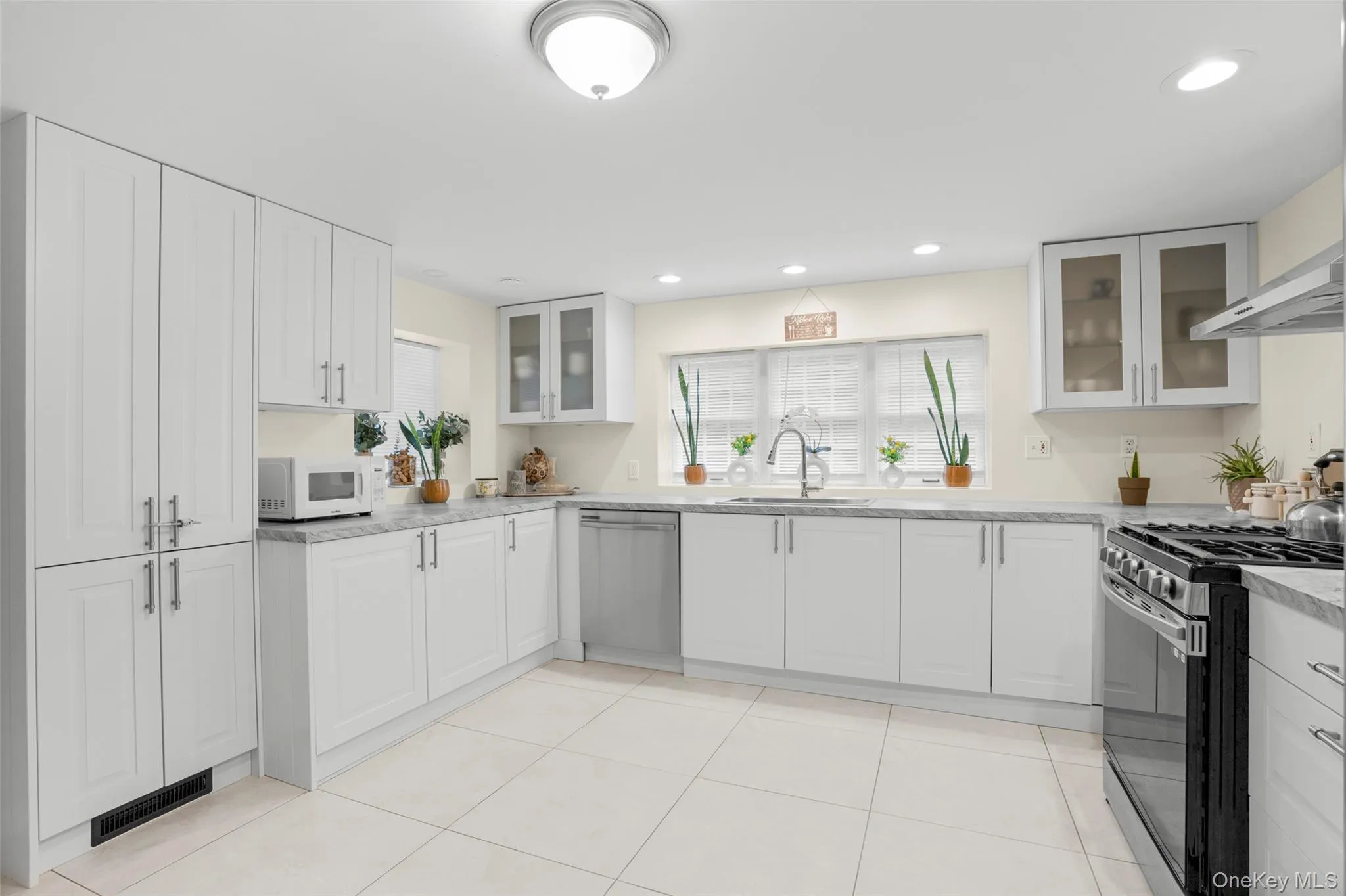103 High Hill Road, Athens, NY, 3 Bedrooms Bedrooms, 10 Rooms Rooms,2 BathroomsBathrooms,Residential,For Rent,High Hill,0,1025923 103 High Hill Road, Athens, NY, 3 Bedrooms Bedrooms, 10 Rooms Rooms,2 BathroomsBathrooms,Residential,For Rent,High Hill,0,1025923