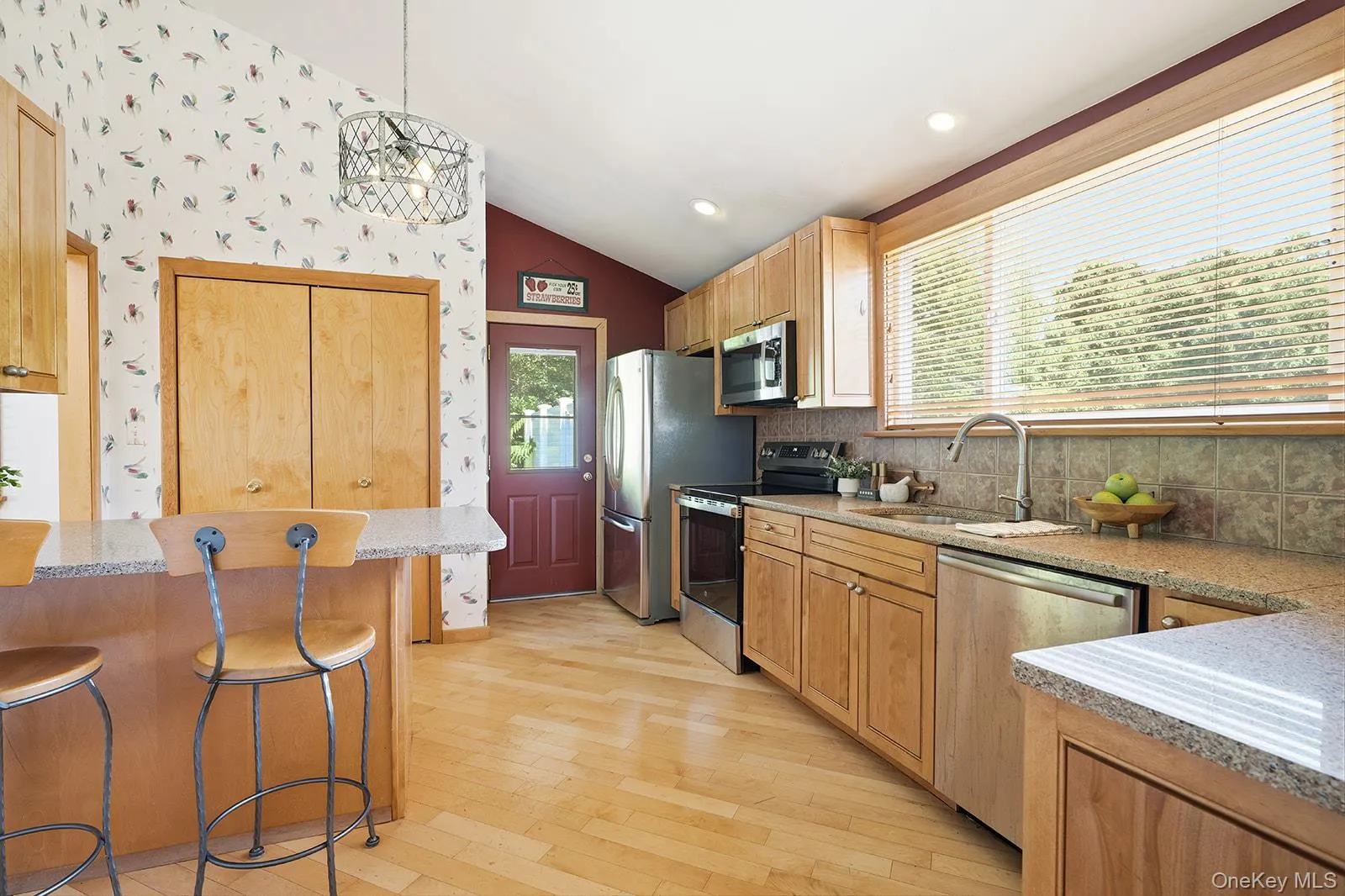 946 Barberry Road, Yorktown, NY, 3 Bedrooms Bedrooms, 8 Rooms Rooms,3 BathroomsBathrooms,Residential,For Rent,Barberry,0,1025926 946 Barberry Road, Yorktown, NY, 3 Bedrooms Bedrooms, 8 Rooms Rooms,3 BathroomsBathrooms,Residential,For Rent,Barberry,0,1025926