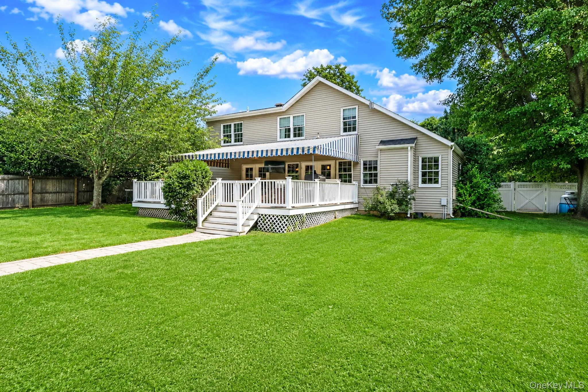 .55 Acre Lot, IGP, Deck, Awning, Basketball Court .55 Acre Lot, IGP, Deck, Awning, Basketball Court