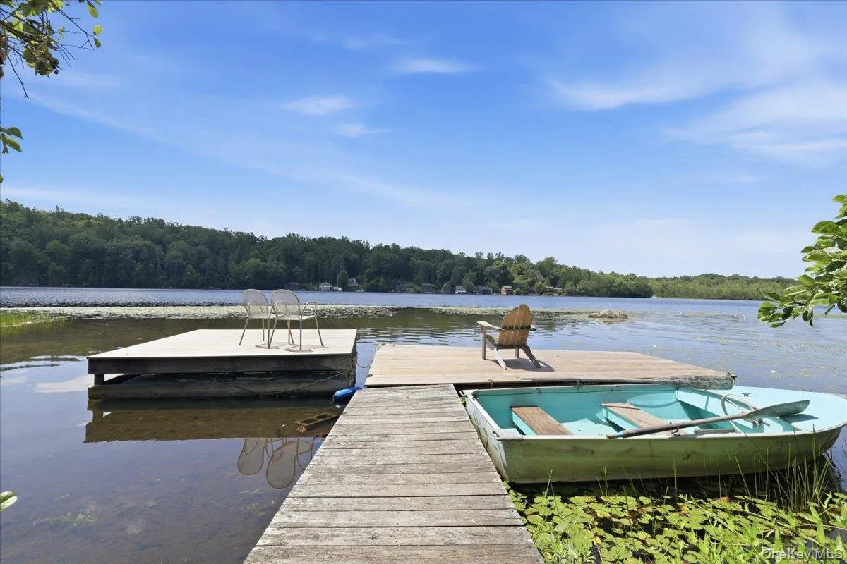 56 Twin Lakes Road, Lewisboro, NY, 3 Bedrooms Bedrooms, 8 Rooms Rooms,3 BathroomsBathrooms,Residential,For Rent,Twin Lakes,0,1025934 56 Twin Lakes Road, Lewisboro, NY, 3 Bedrooms Bedrooms, 8 Rooms Rooms,3 BathroomsBathrooms,Residential,For Rent,Twin Lakes,0,1025934