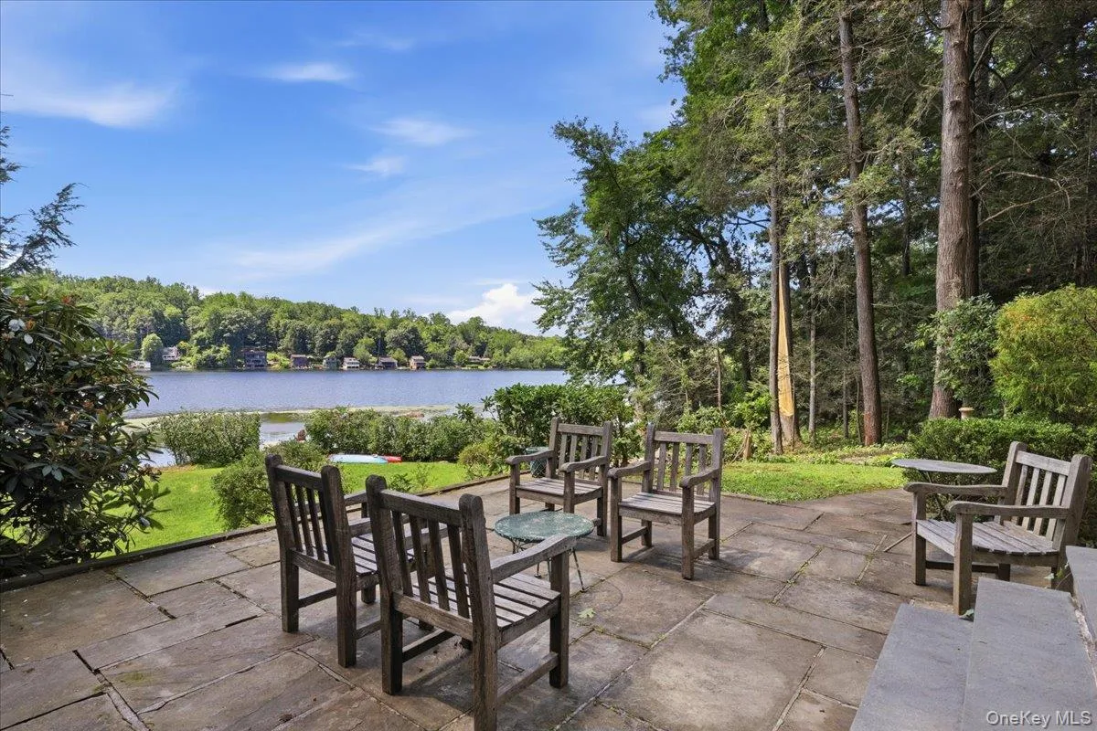 A great place for entertaining and family gatherings A great place for entertaining and family gatherings
