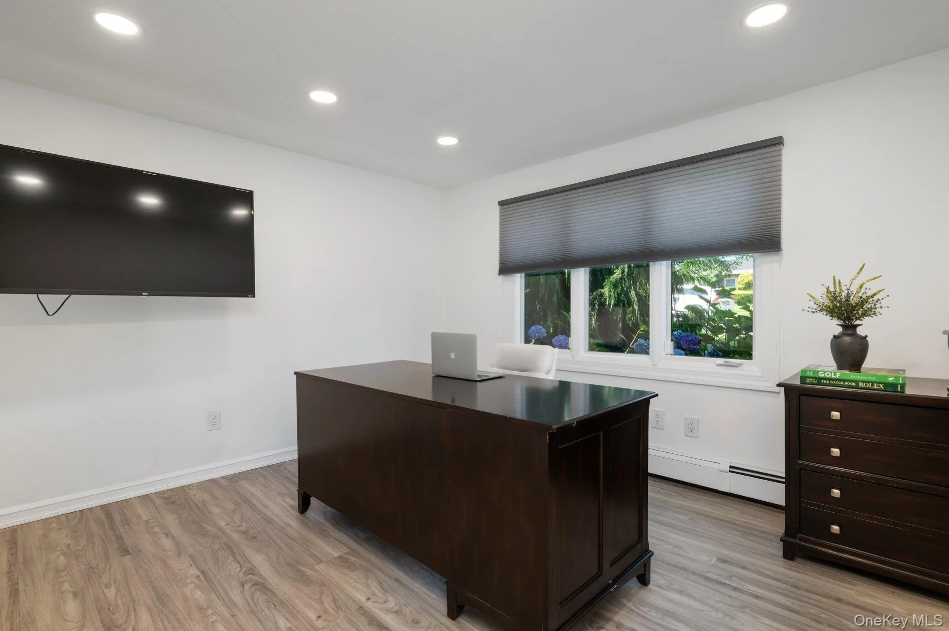 15 Pound Ridge Road, Oyster Bay, NY, 5 Bedrooms Bedrooms, 10 Rooms Rooms,3 BathroomsBathrooms,Residential,For Rent,Pound Ridge,0,1025938 15 Pound Ridge Road, Oyster Bay, NY, 5 Bedrooms Bedrooms, 10 Rooms Rooms,3 BathroomsBathrooms,Residential,For Rent,Pound Ridge,0,1025938