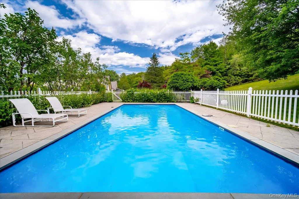 6566 State Route 55, Fallsburg, NY, 6 Bedrooms Bedrooms, 15 Rooms Rooms,3 BathroomsBathrooms,Residential,For Rent,State Route 55,0,1025939 6566 State Route 55, Fallsburg, NY, 6 Bedrooms Bedrooms, 15 Rooms Rooms,3 BathroomsBathrooms,Residential,For Rent,State Route 55,0,1025939